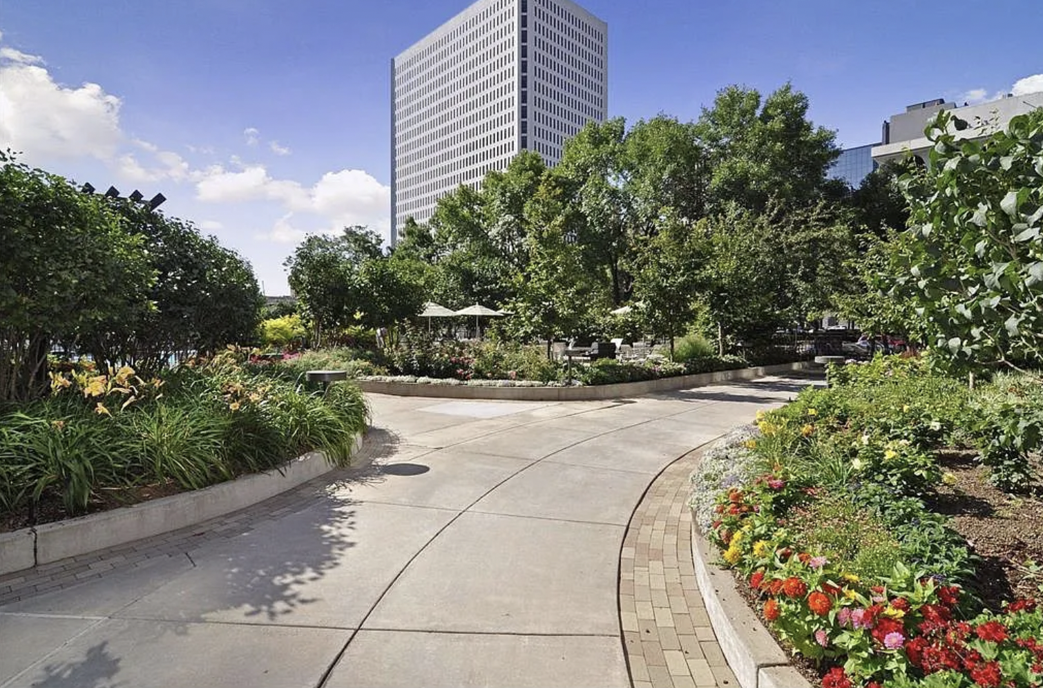 View of Residential at 19 1st Street #B802, Minneapolis MN 55401, Minneapolis (33 of 48) - Mike Wilen | Minnesota Team Real Estate