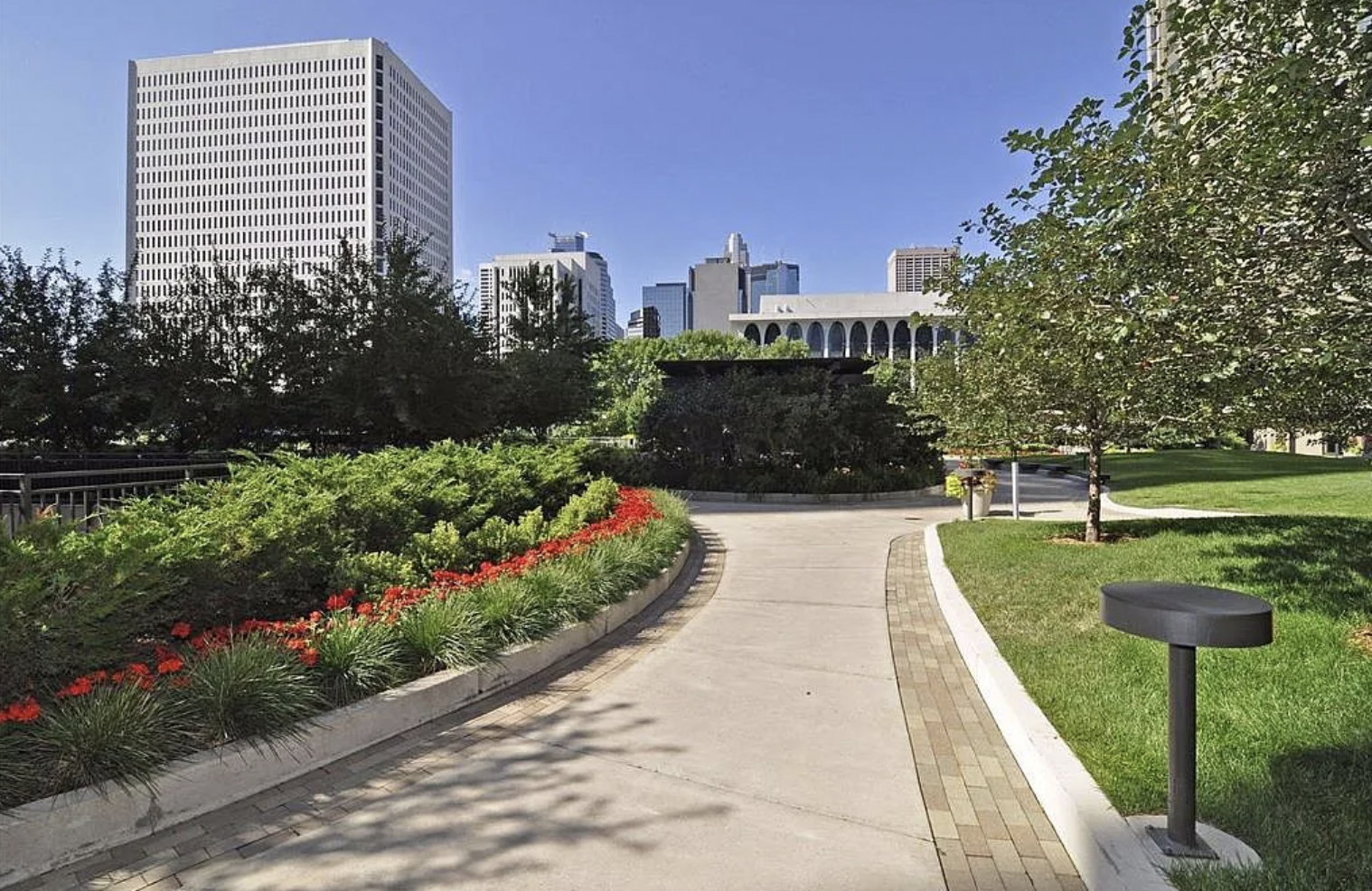 View of Residential at 19 1st Street #B802, Minneapolis MN 55401, Minneapolis (26 of 48) - Mike Wilen | Minnesota Team Real Estate