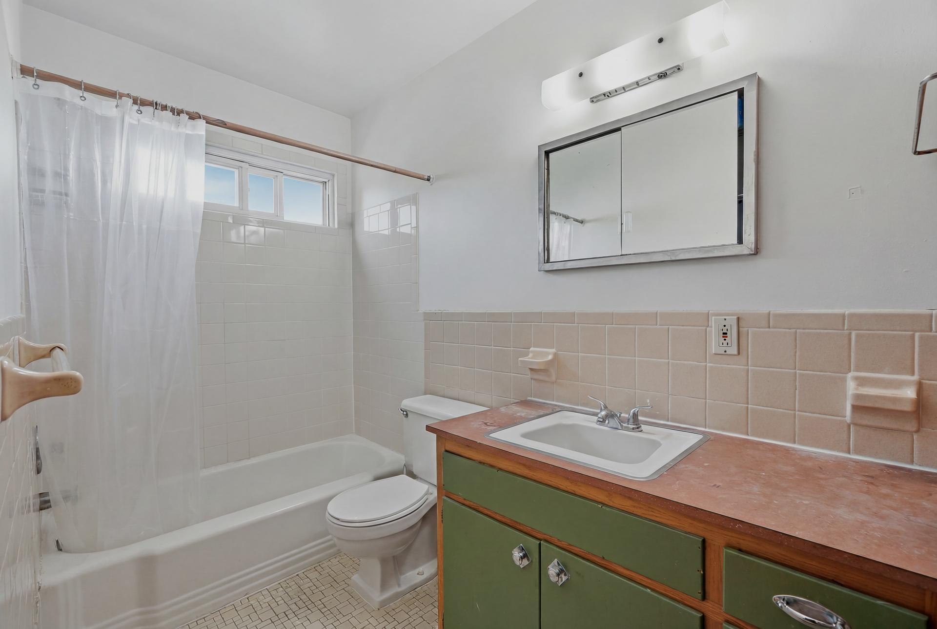 View of Commercial Sale at 394 Pierce Street, Saint Paul MN 55104, Saint Paul (35 of 50) - Mike Wilen | Minnesota Team Real Estate