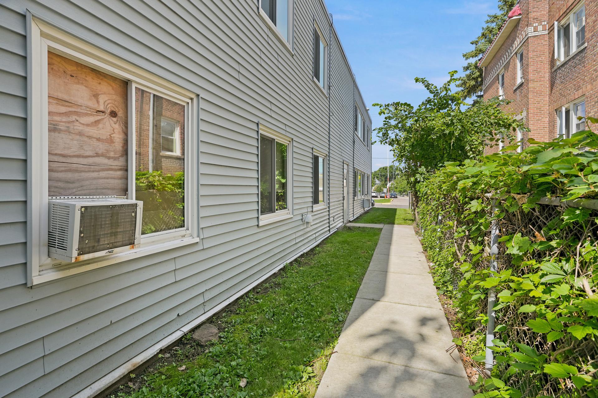 View of Commercial Sale at 394 Pierce Street, Saint Paul MN 55104, Saint Paul (13 of 50) - Mike Wilen | Minnesota Team Real Estate