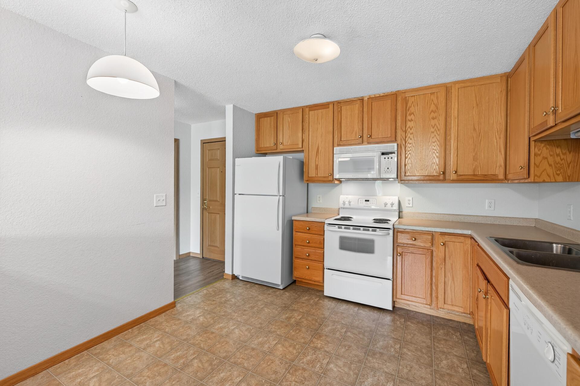 View of Residential at 1600 Arundel Street #304, Saint Paul MN 55117, Saint Paul (10 of 30) - Mike Wilen | Minnesota Team Real Estate