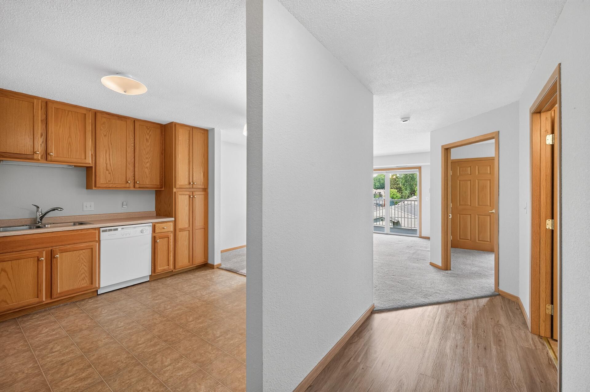View of Residential at 1600 Arundel Street #304, Saint Paul MN 55117, Saint Paul (6 of 30) - Mike Wilen | Minnesota Team Real Estate