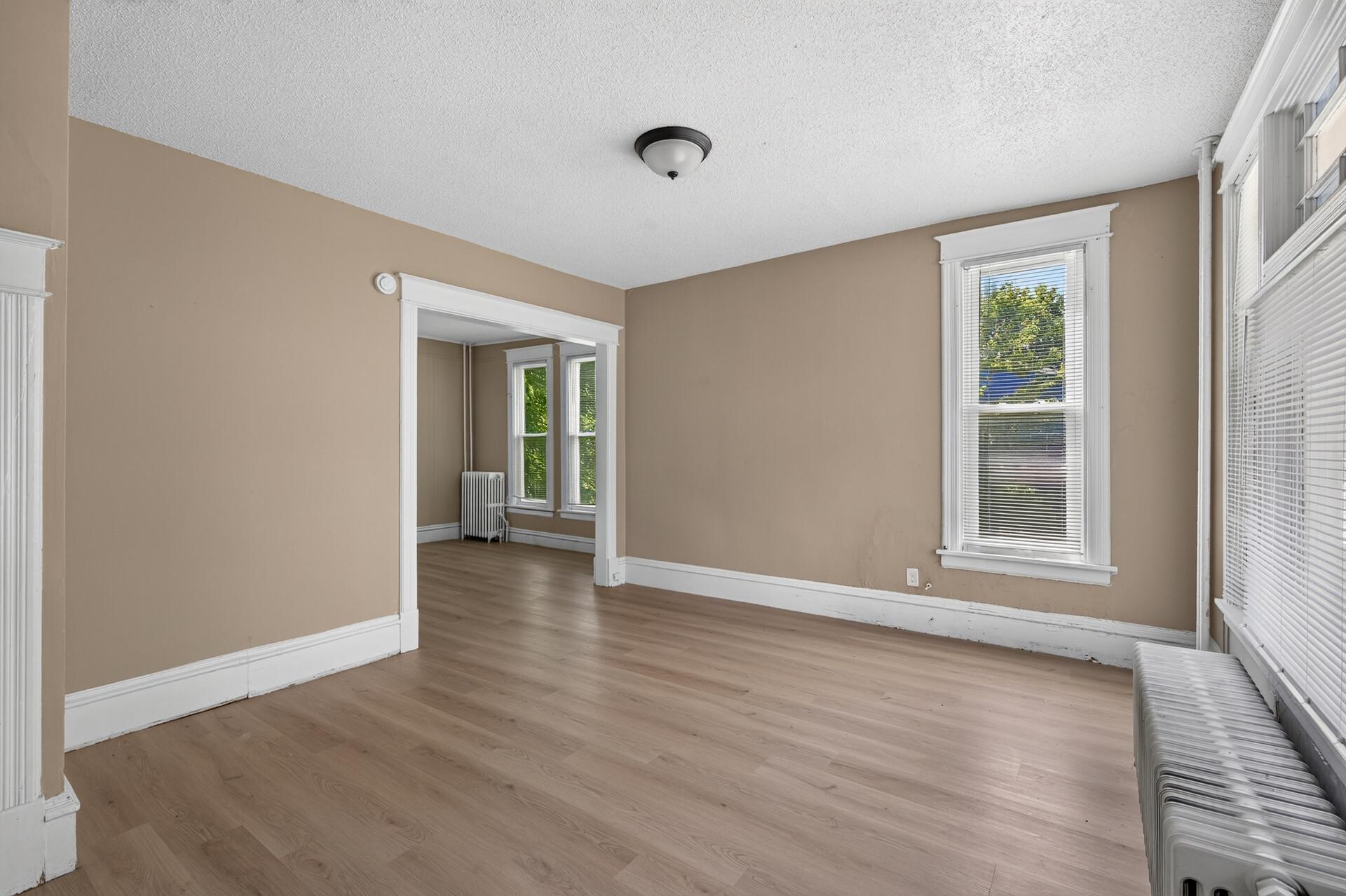 View of Residential Income at 1136 Edgerton Street, Saint Paul MN 55130, Saint Paul (4 of 28) - Mike Wilen | Minnesota Team Real Estate