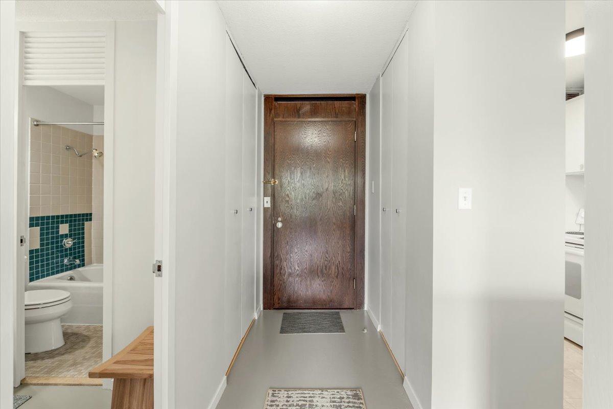 View of Residential at 15 1st Street #A414, Minneapolis MN 55401, Minneapolis (18 of 27) - Mike Wilen | Minnesota Team Real Estate