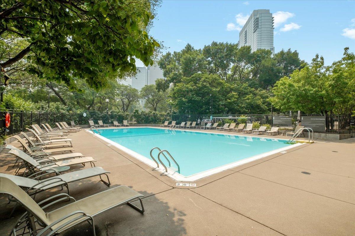 View of Residential at 15 1st Street #A414, Minneapolis MN 55401, Minneapolis (22 of 27) - Mike Wilen | Minnesota Team Real Estate
