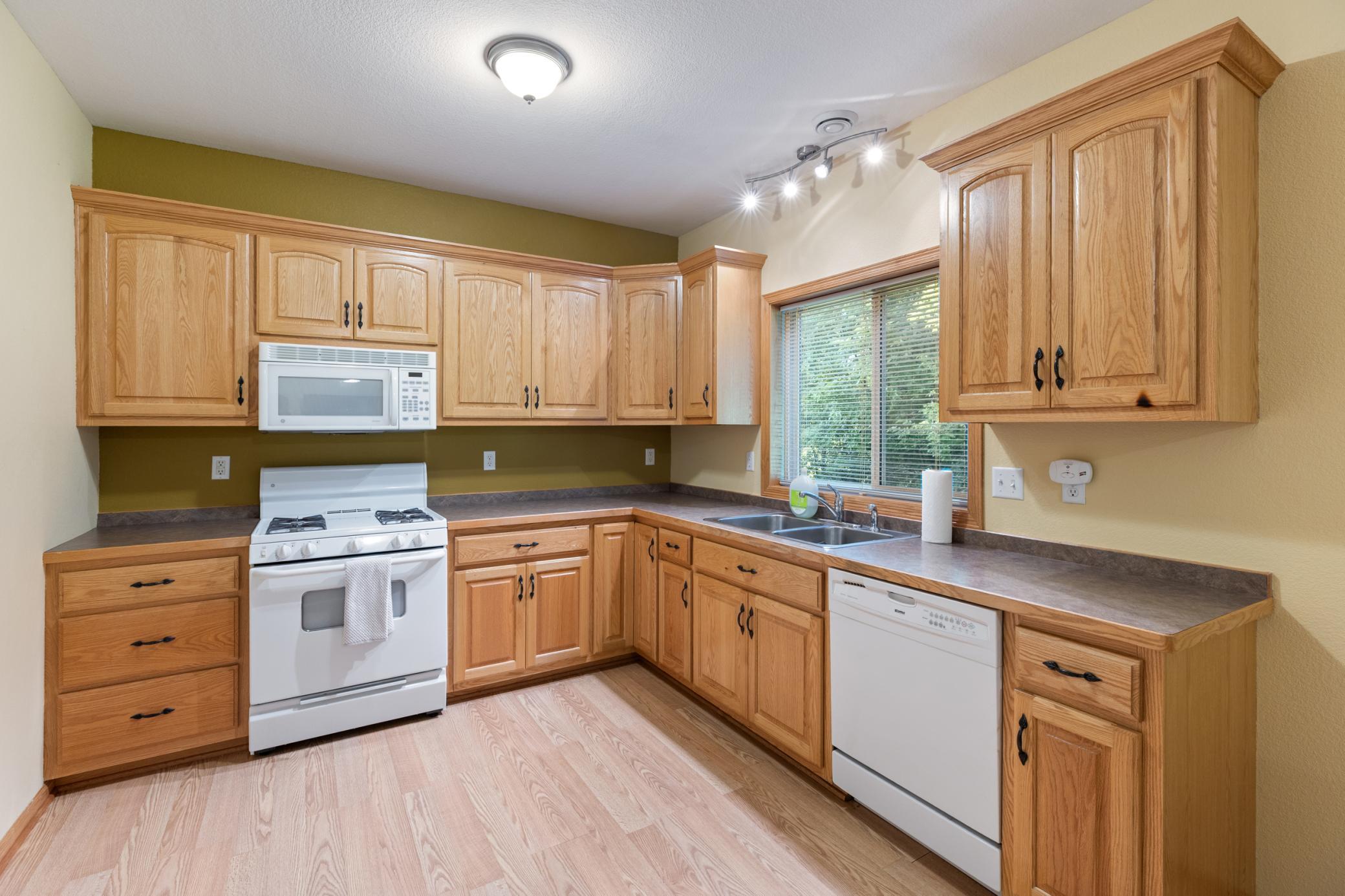 View of Residential at 16096 Harmony Path, Lakeville MN 55044, Lakeville (24 of 30) - Mike Wilen | Minnesota Team Real Estate