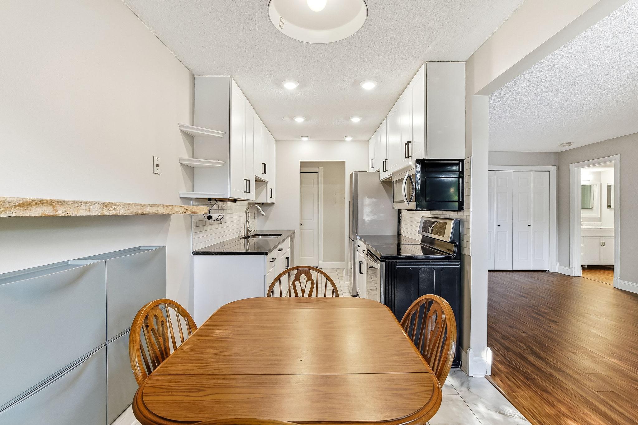 View of Residential at 4424 Cedar Lake Road #1, Saint Louis Park MN 55416, Saint Louis Park (6 of 23) - Mike Wilen | Minnesota Team Real Estate