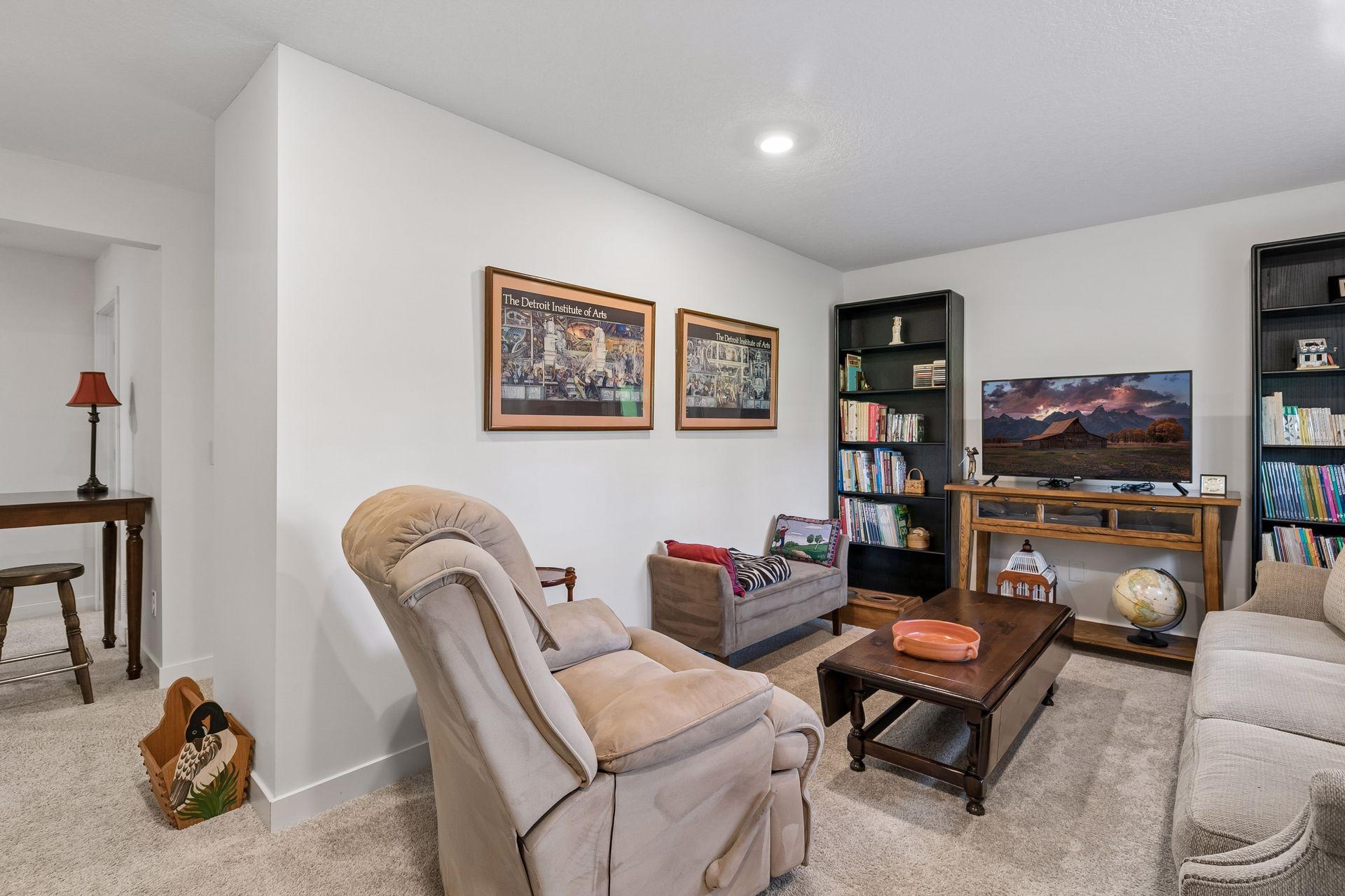 View of Residential at 105 2nd Street, Delano MN 55328, Delano (32 of 43) - Mike Wilen | Minnesota Team Real Estate