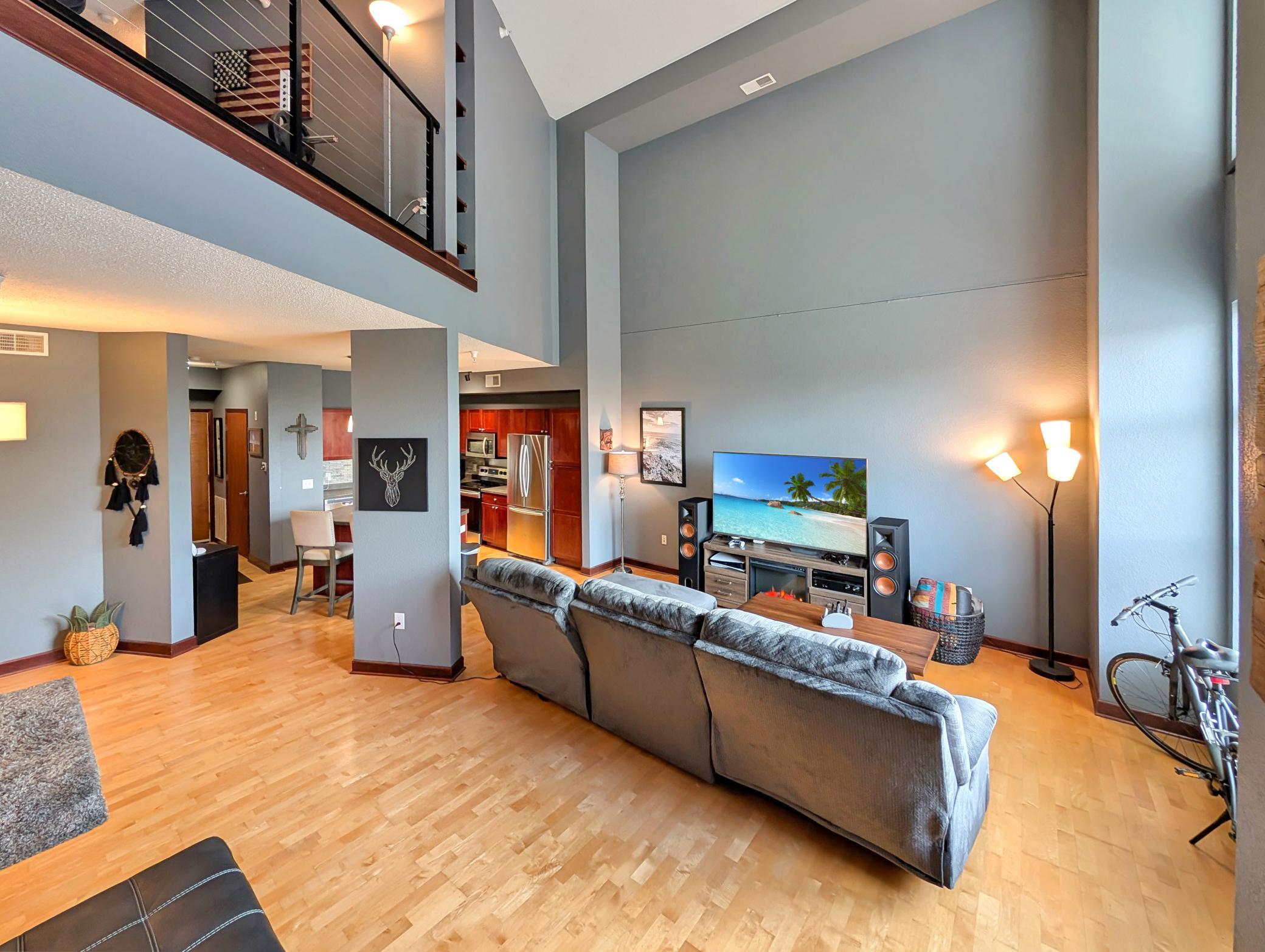 View of Residential at 308 18th Street #305, Minneapolis MN 55404, Minneapolis (20 of 42) - Mike Wilen | Minnesota Team Real Estate