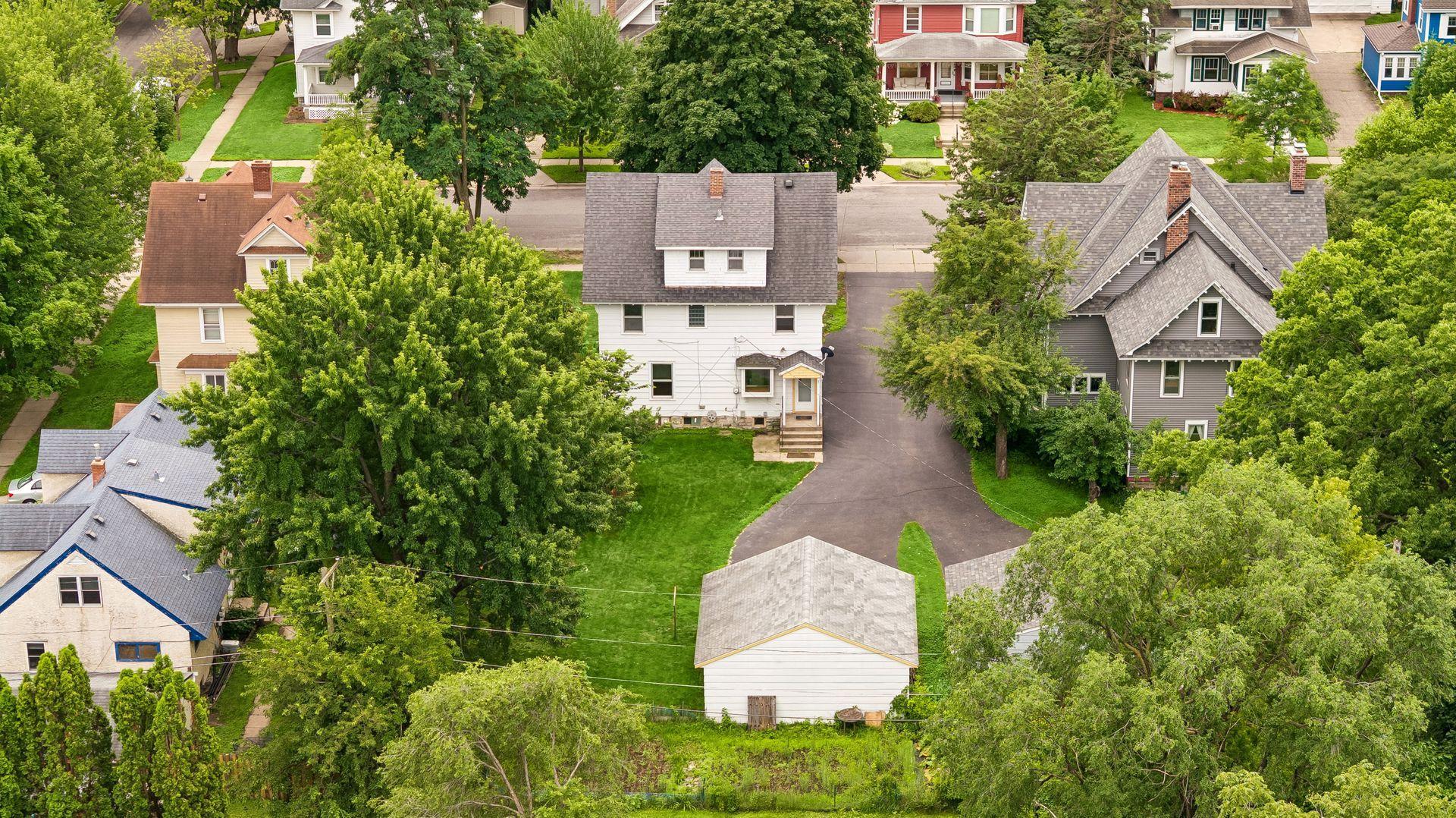 View of Residential at 1437 Englewood Avenue, Saint Paul MN 55104, Saint Paul (7 of 66) - Mike Wilen | Minnesota Team Real Estate