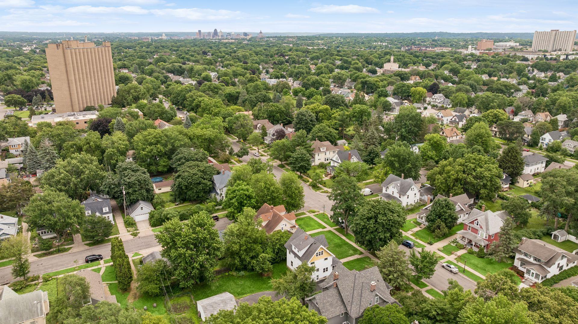 View of Residential at 1437 Englewood Avenue, Saint Paul MN 55104, Saint Paul (3 of 66) - Mike Wilen | Minnesota Team Real Estate
