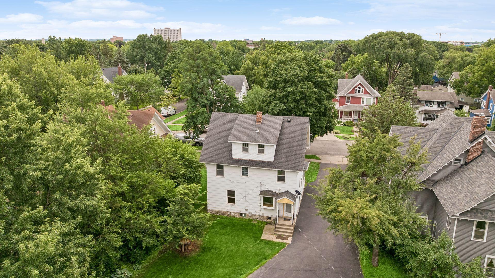 View of Residential at 1437 Englewood Avenue, Saint Paul MN 55104, Saint Paul (5 of 66) - Mike Wilen | Minnesota Team Real Estate