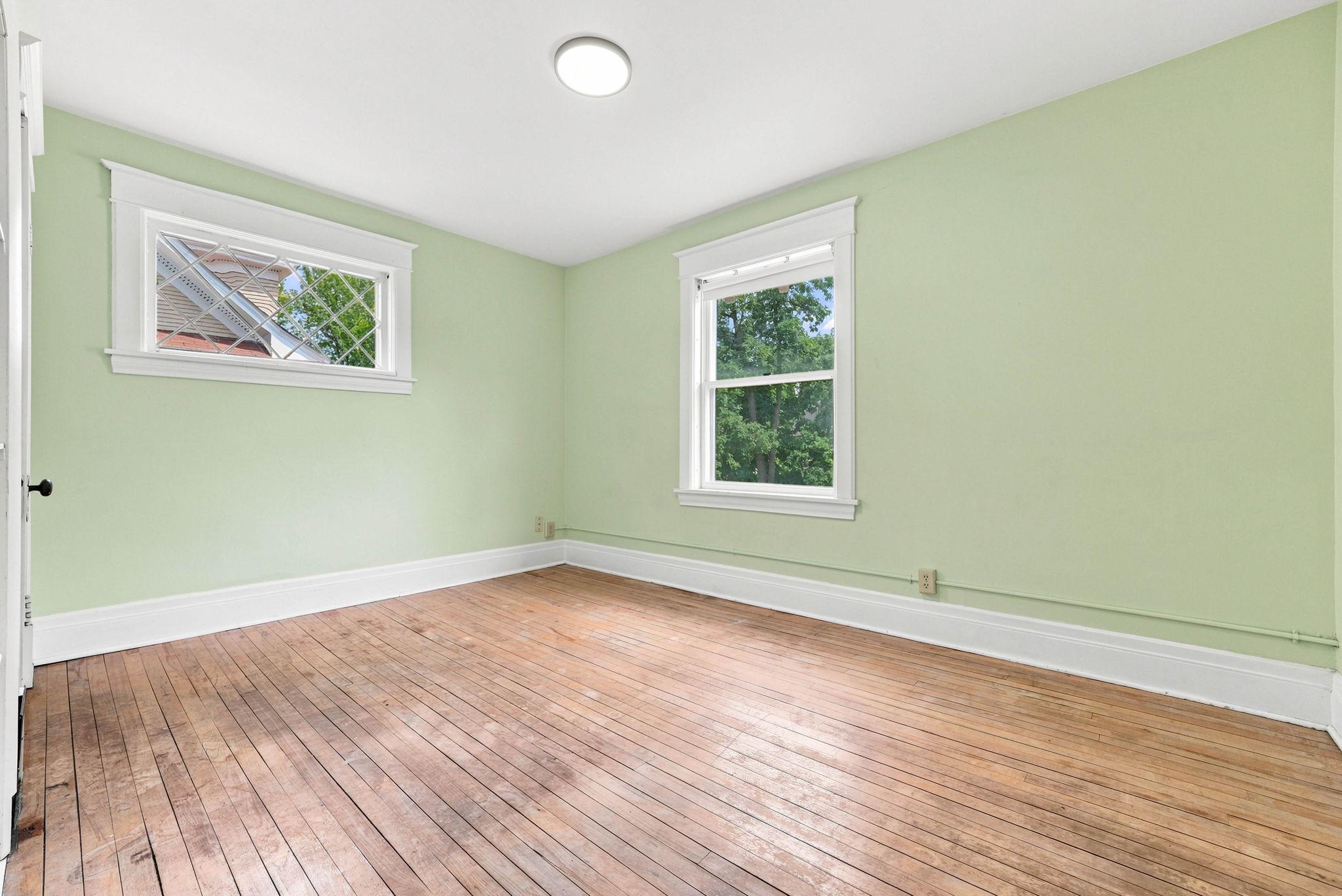 View of Residential at 1437 Englewood Avenue, Saint Paul MN 55104, Saint Paul (56 of 66) - Mike Wilen | Minnesota Team Real Estate