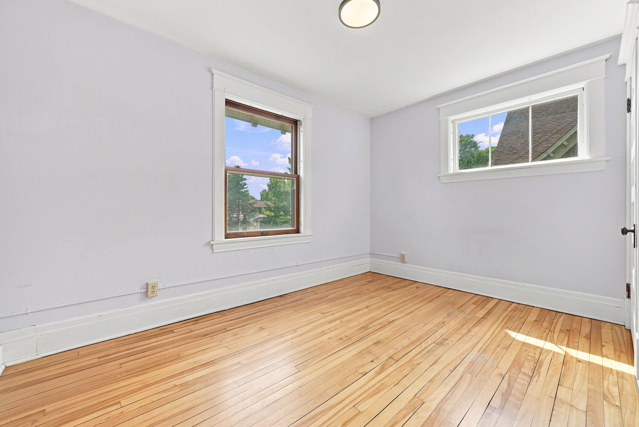 View of Residential at 1437 Englewood Avenue, Saint Paul MN 55104, Saint Paul (55 of 66) - Mike Wilen | Minnesota Team Real Estate