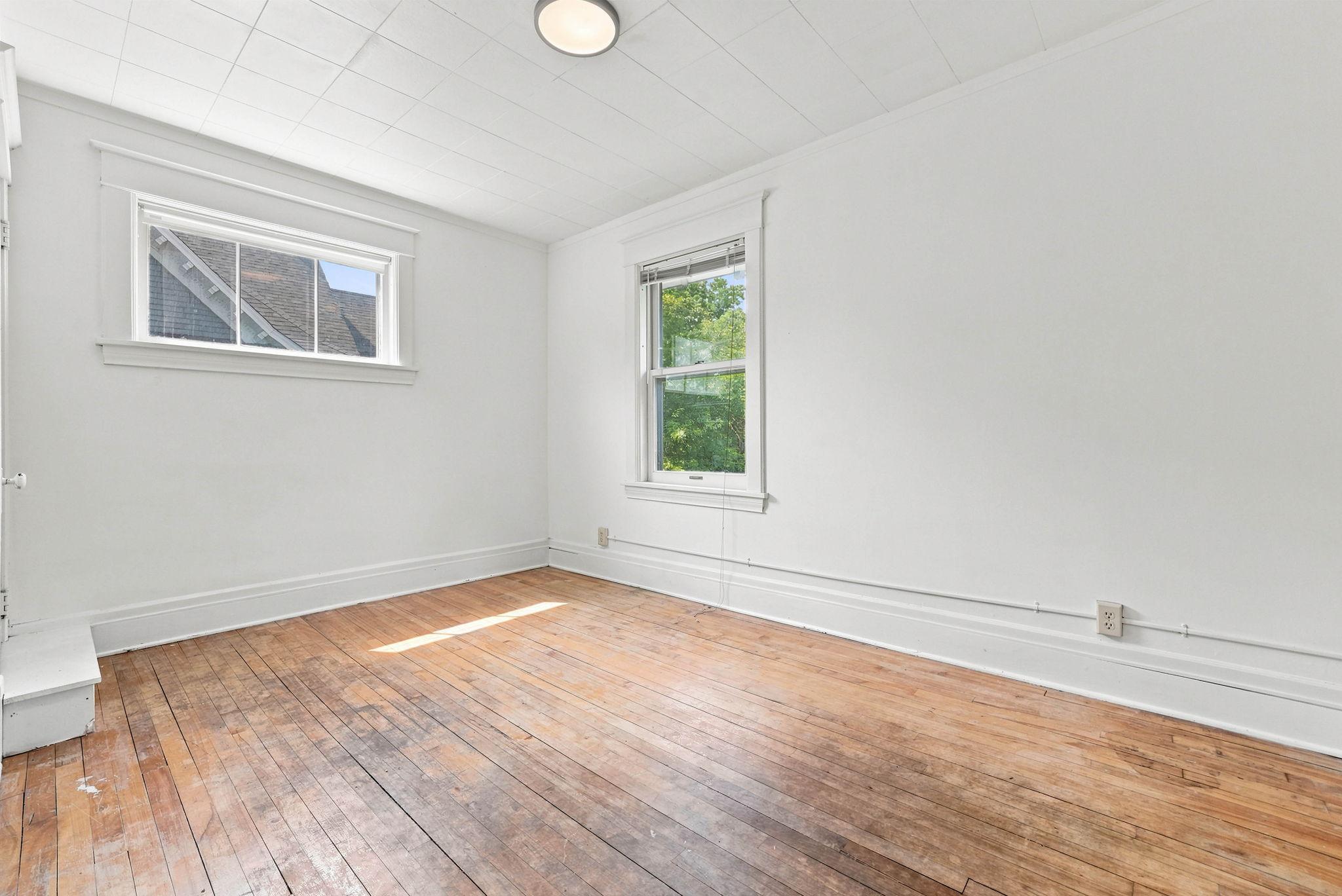 View of Residential at 1437 Englewood Avenue, Saint Paul MN 55104, Saint Paul (54 of 66) - Mike Wilen | Minnesota Team Real Estate