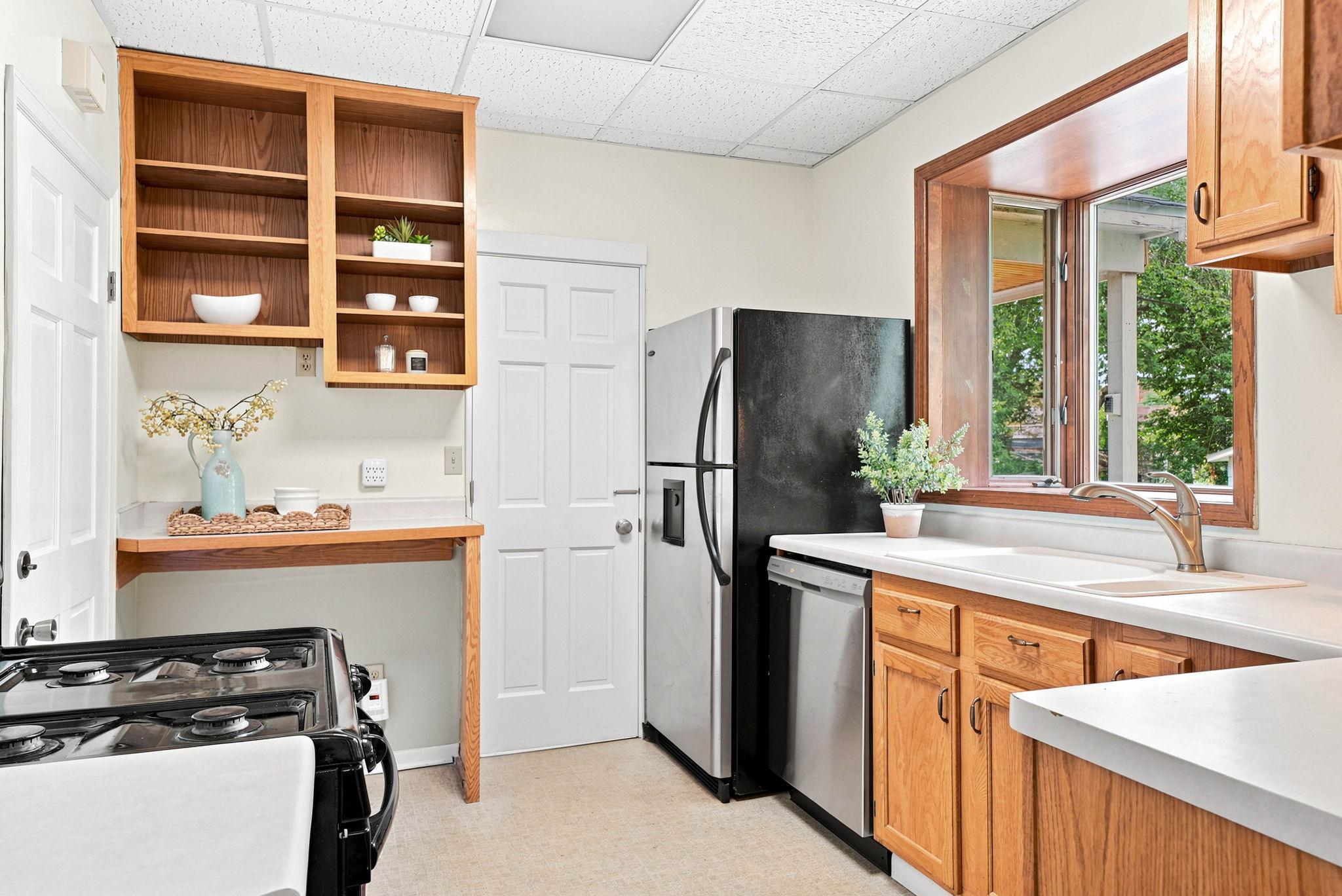 View of Residential at 1437 Englewood Avenue, Saint Paul MN 55104, Saint Paul (45 of 66) - Mike Wilen | Minnesota Team Real Estate
