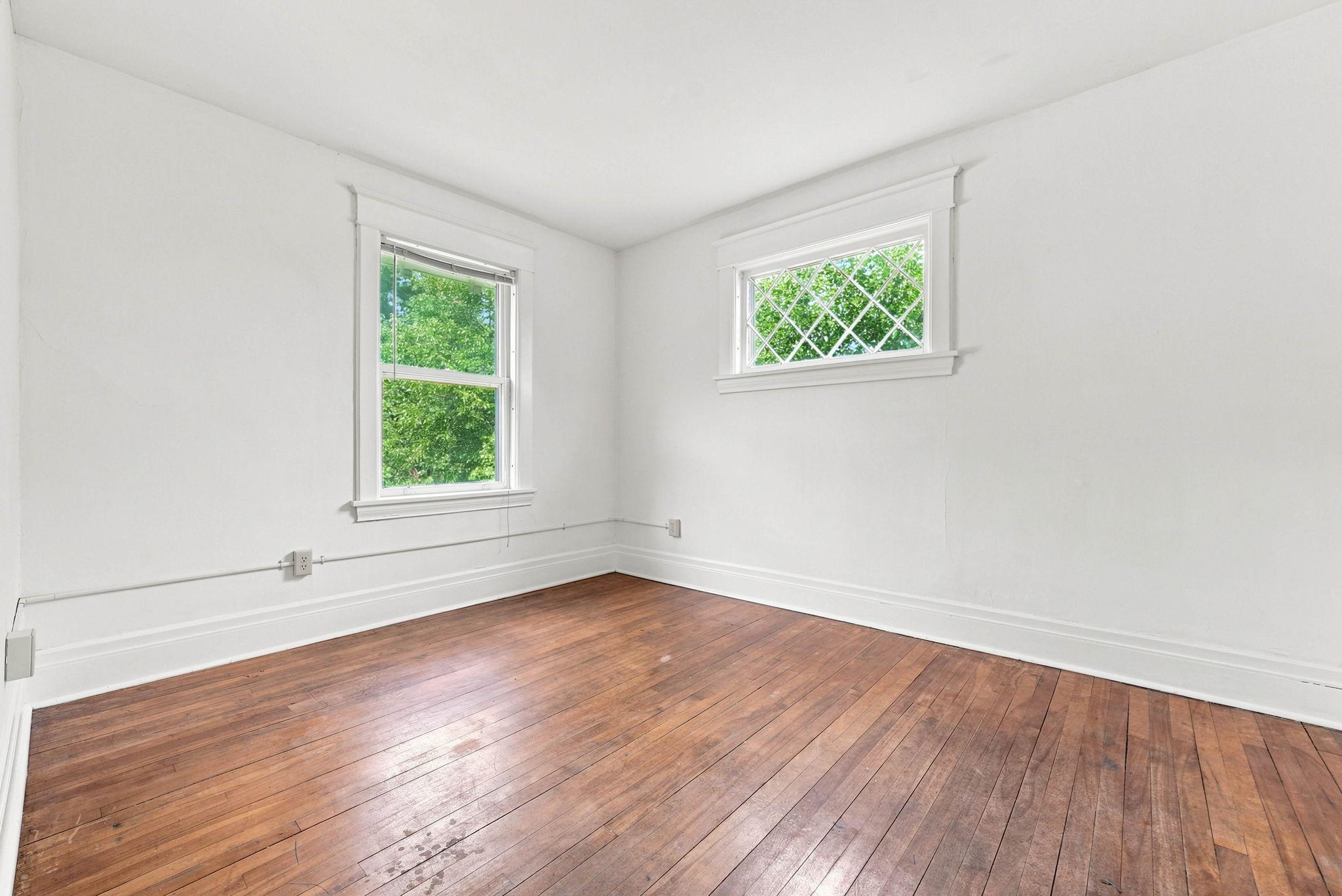 View of Residential at 1437 Englewood Avenue, Saint Paul MN 55104, Saint Paul (30 of 66) - Mike Wilen | Minnesota Team Real Estate