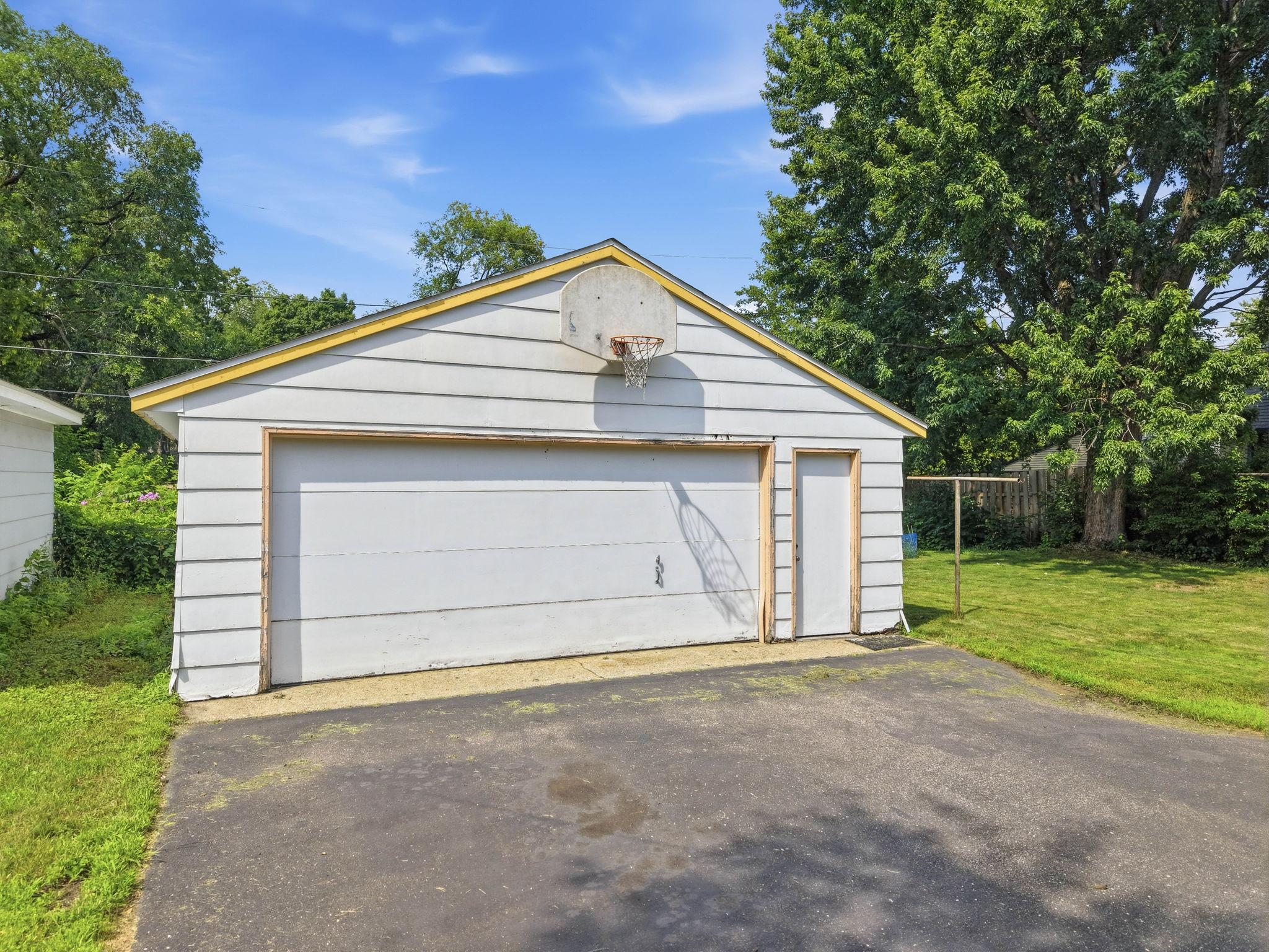 View of Residential at 1437 Englewood Avenue, Saint Paul MN 55104, Saint Paul (57 of 66) - Mike Wilen | Minnesota Team Real Estate