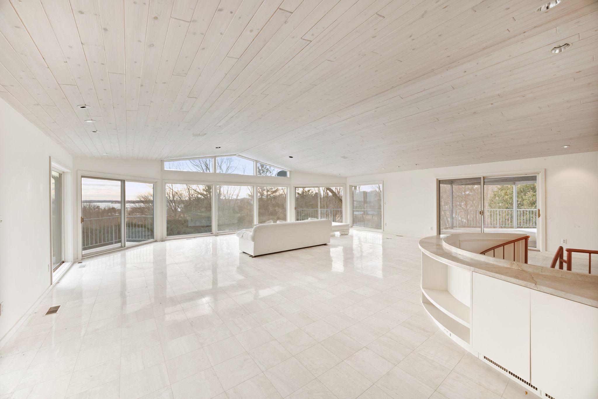 View of Residential at 1065 Edgewood Hills Road, Orono MN 55391, Orono (18 of 40) - Mike Wilen | Minnesota Team Real Estate
