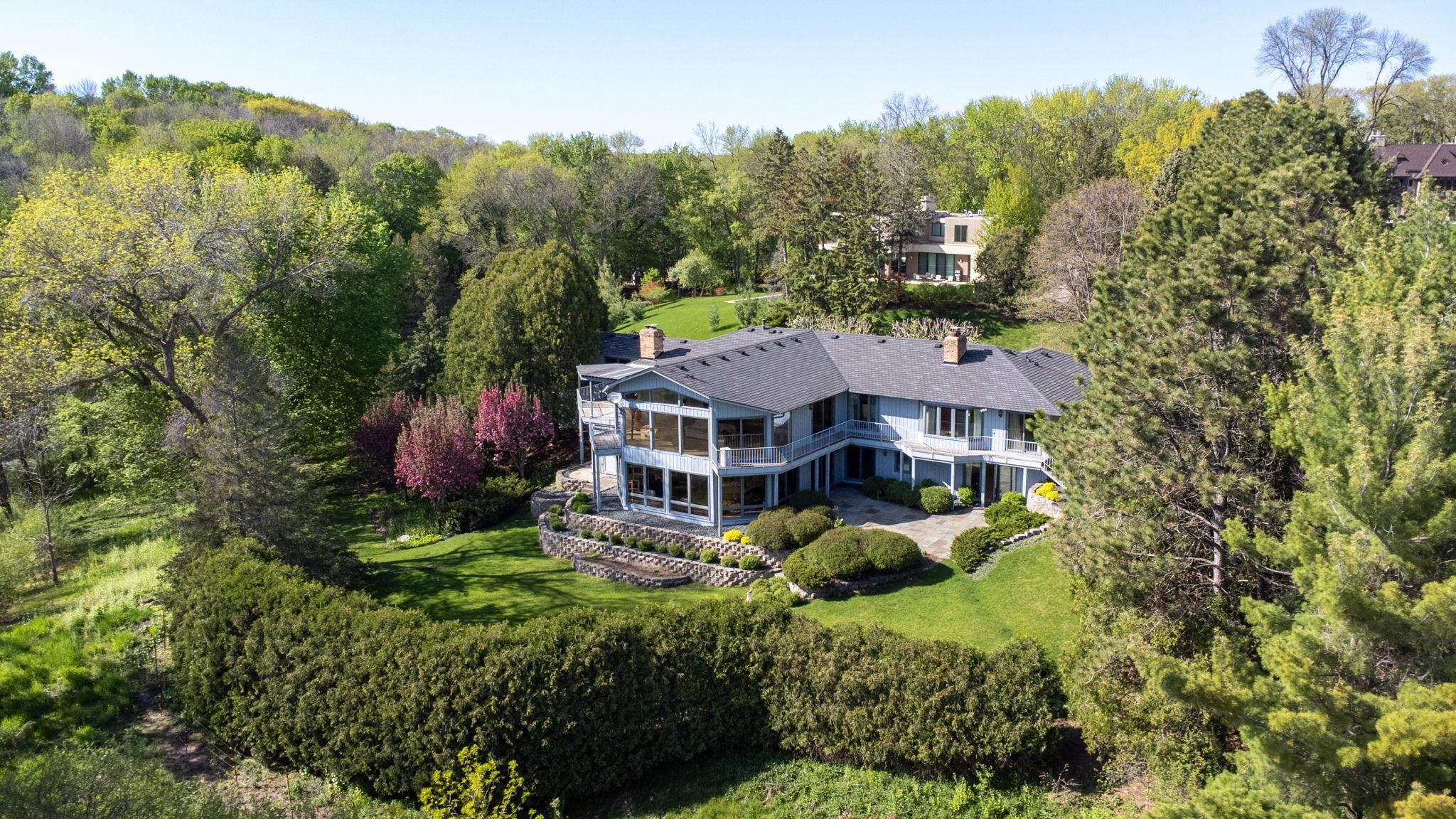 View of Residential at 1065 Edgewood Hills Road, Orono MN 55391, Orono (10 of 40) - Mike Wilen | Minnesota Team Real Estate