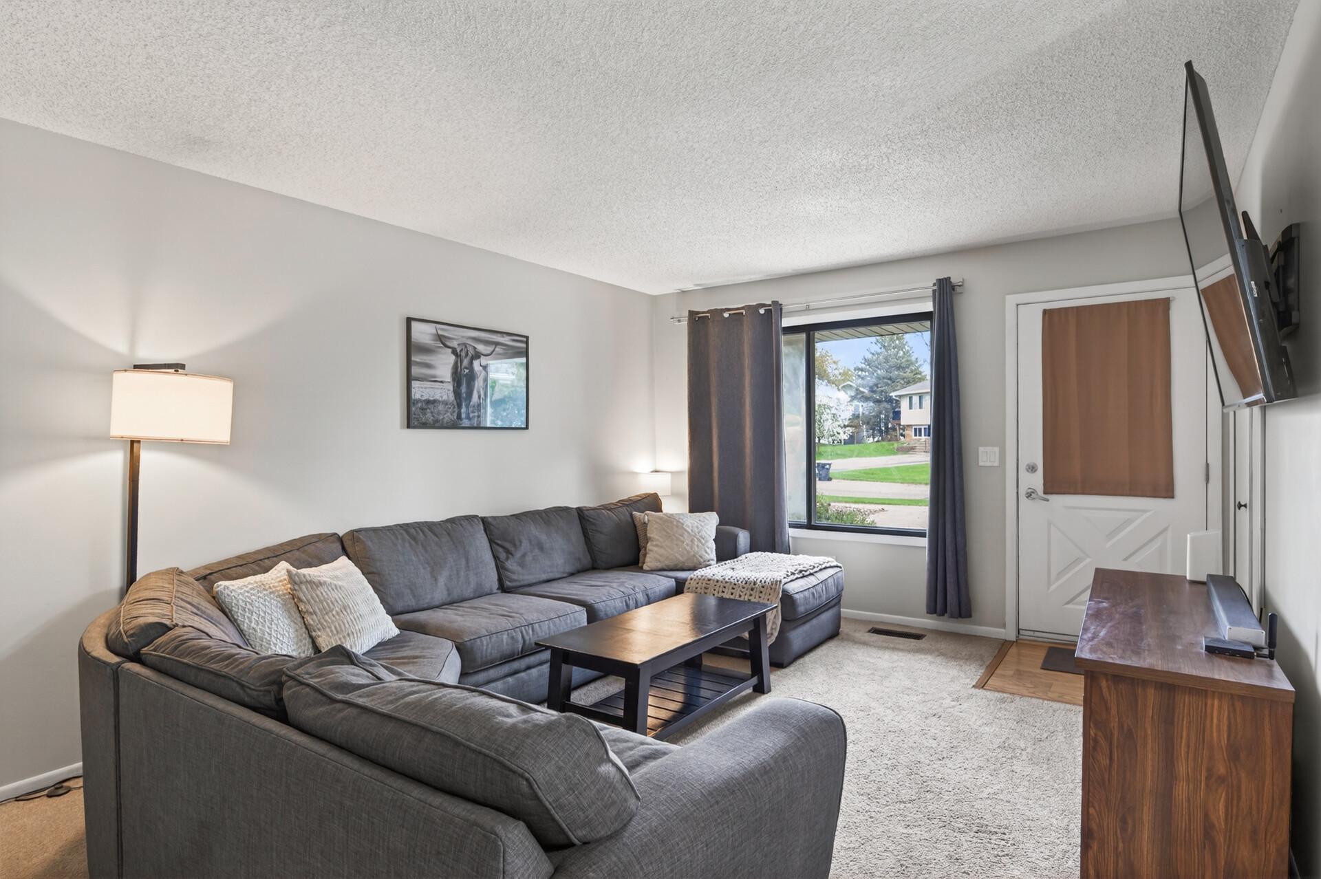 View of Residential at 5973 Dellwood Avenue, Shoreview MN 55126, Shoreview (7 of 30) - Mike Wilen | Minnesota Team Real Estate
