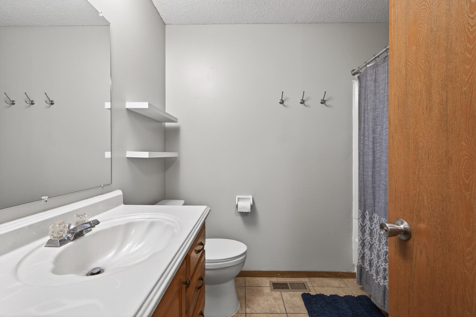 View of Residential at 5973 Dellwood Avenue, Shoreview MN 55126, Shoreview (22 of 30) - Mike Wilen | Minnesota Team Real Estate