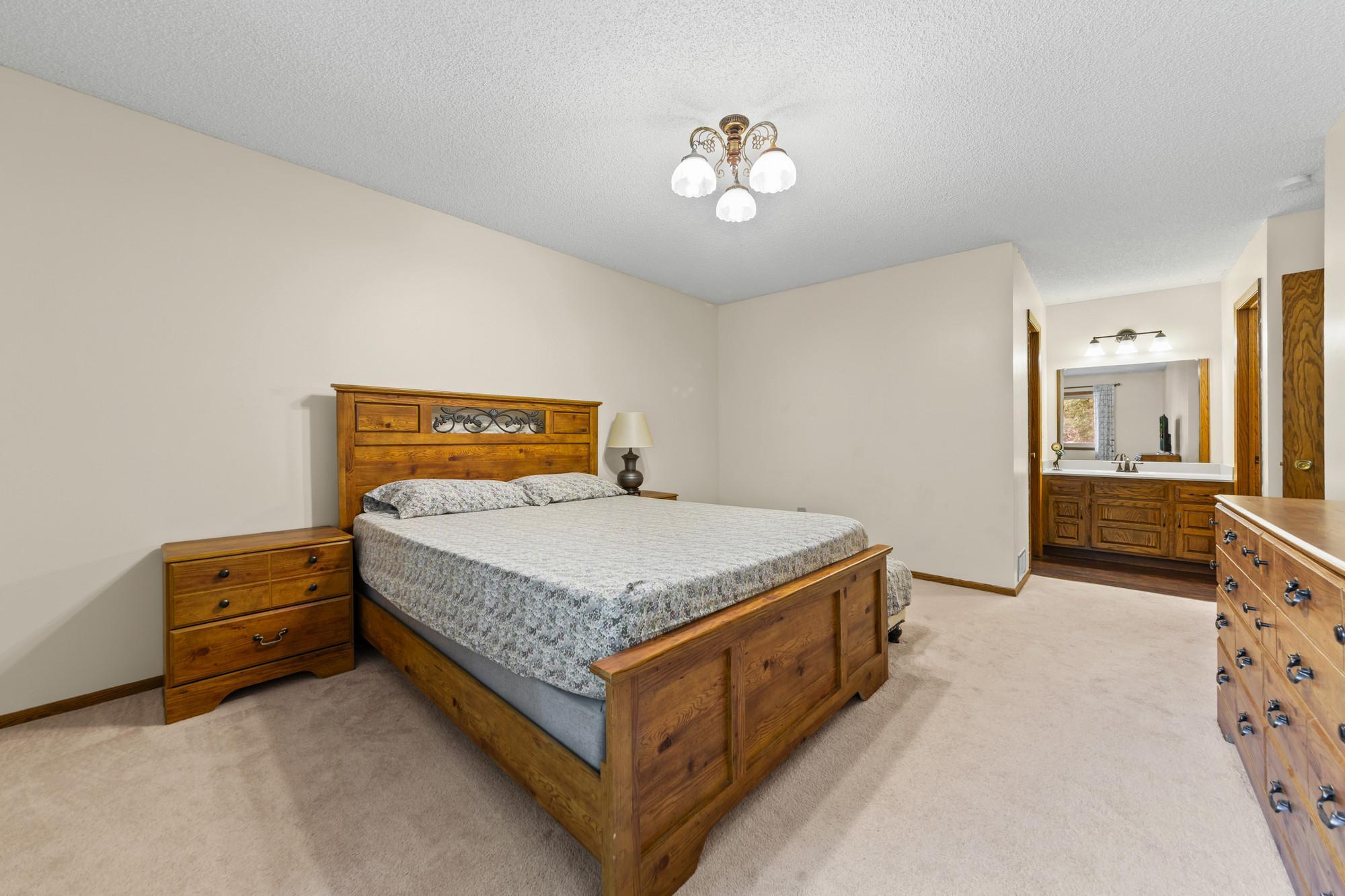 View of Residential at 5533 Aldrich Drive, Brooklyn Center MN 55430, Brooklyn Center (18 of 39) - Mike Wilen | Minnesota Team Real Estate