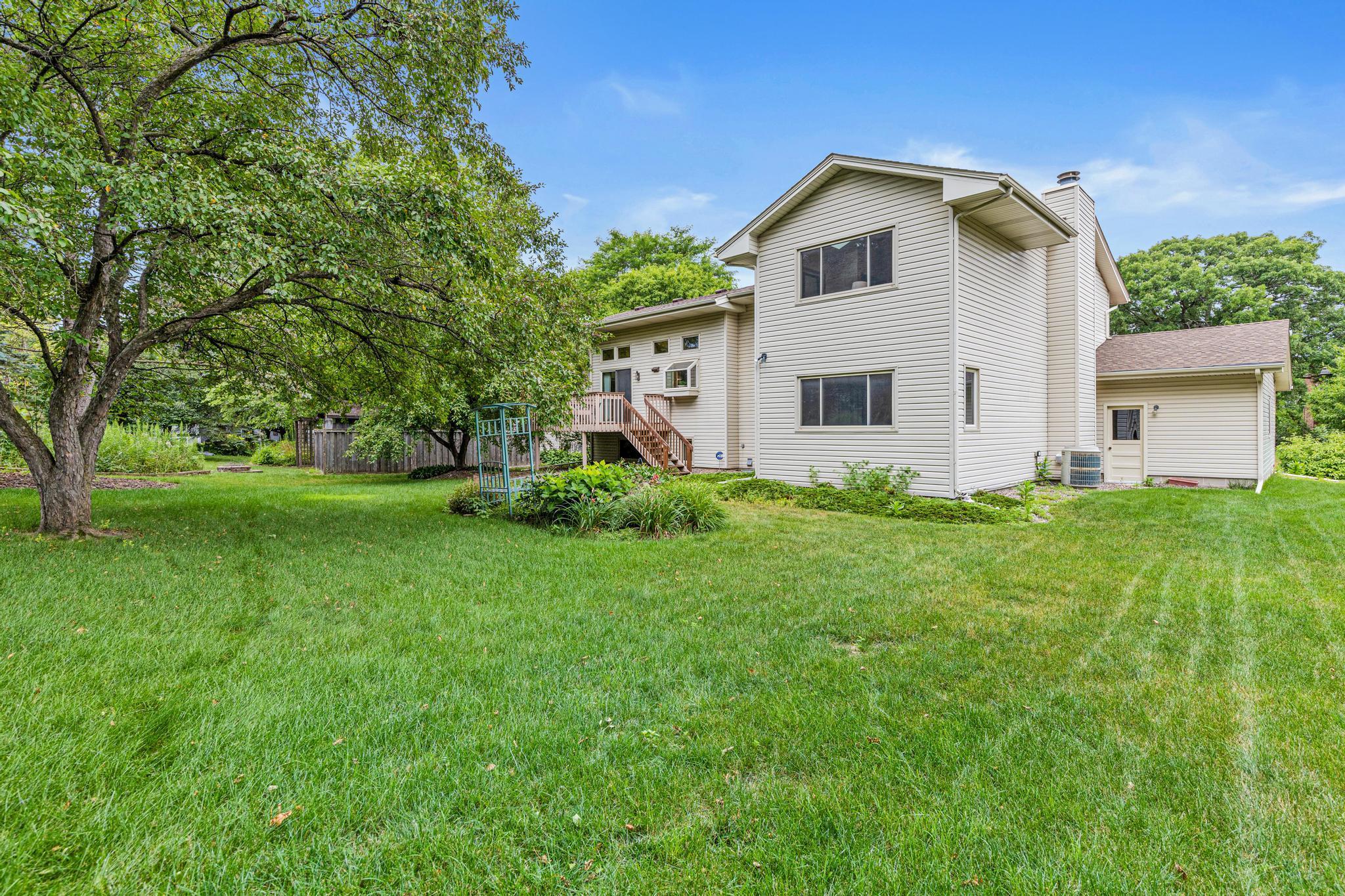 View of Residential at 4640 Goldenrod Lane, Plymouth MN 55442, Plymouth (32 of 42) - Mike Wilen | Minnesota Team Real Estate