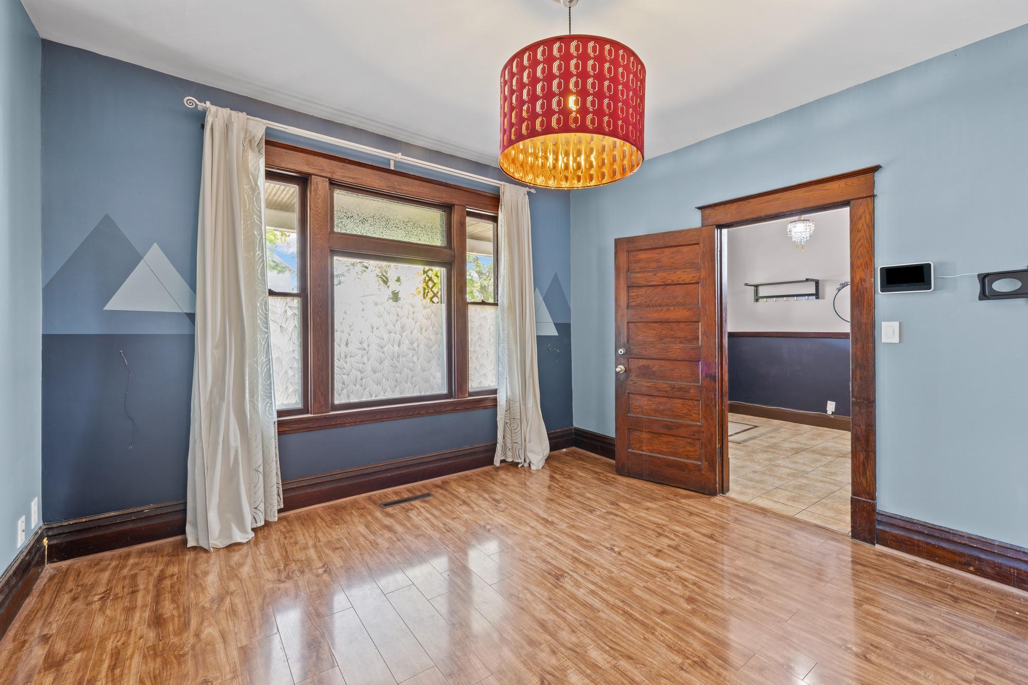View of Residential at 909 Sherburne Avenue, Saint Paul MN 55104, Saint Paul (3 of 26) - Mike Wilen | Minnesota Team Real Estate