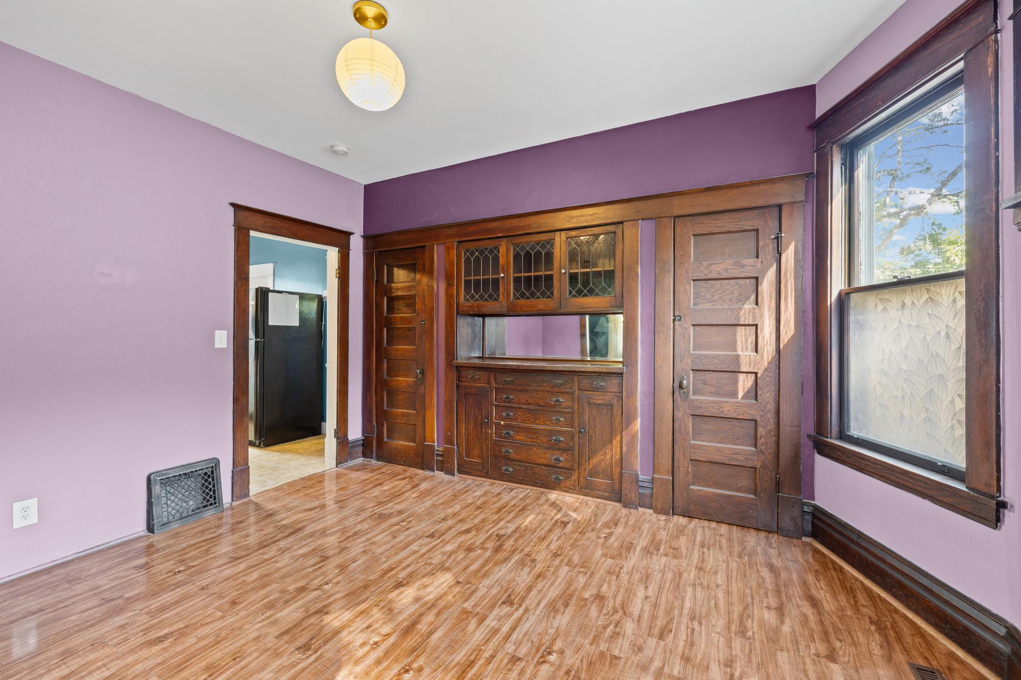 View of Residential at 909 Sherburne Avenue, Saint Paul MN 55104, Saint Paul (6 of 26) - Mike Wilen | Minnesota Team Real Estate