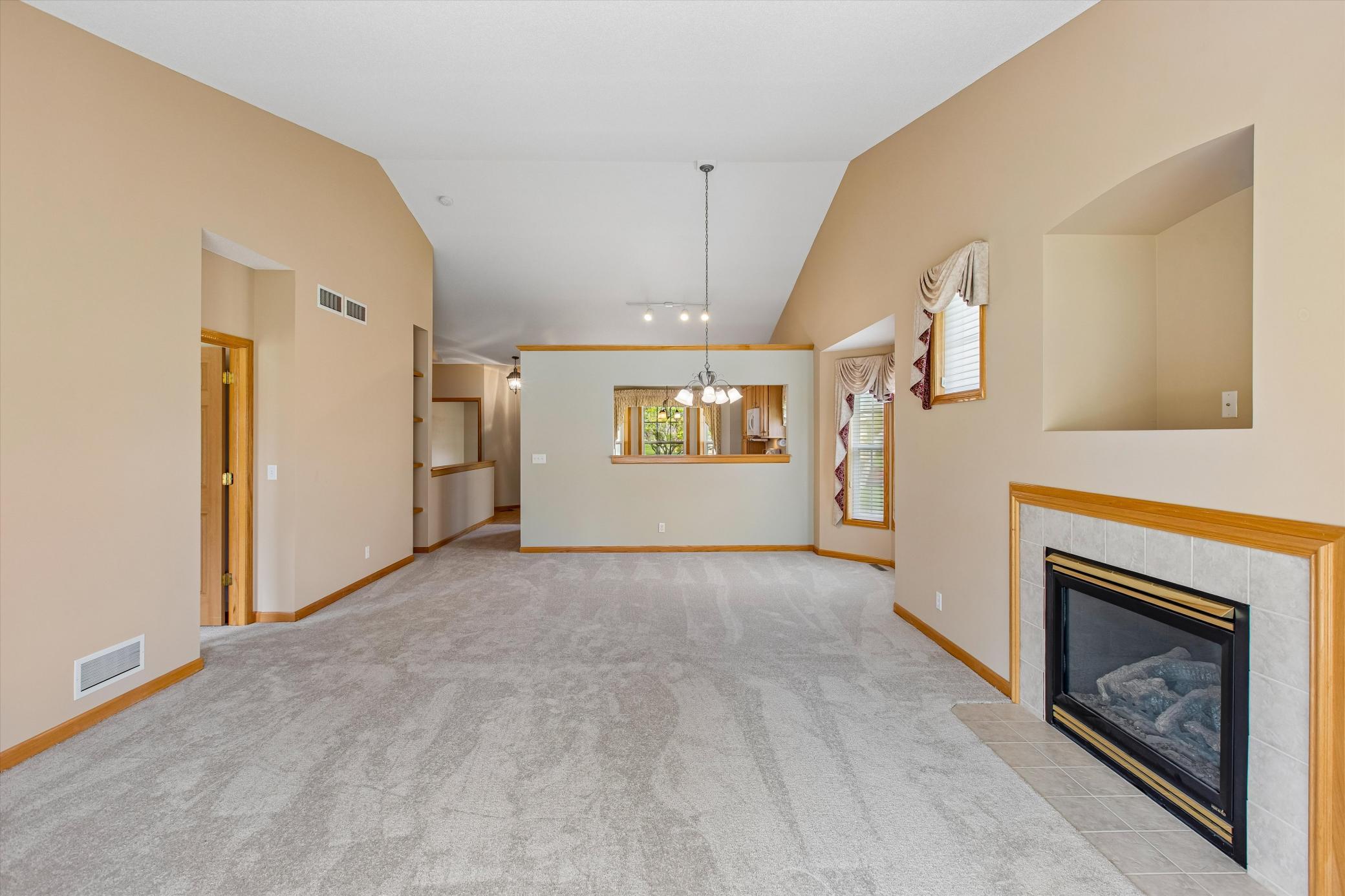 View of Residential at 505 Holly Lane, Oakdale MN 55128, Oakdale (14 of 32) - Mike Wilen | Minnesota Team Real Estate