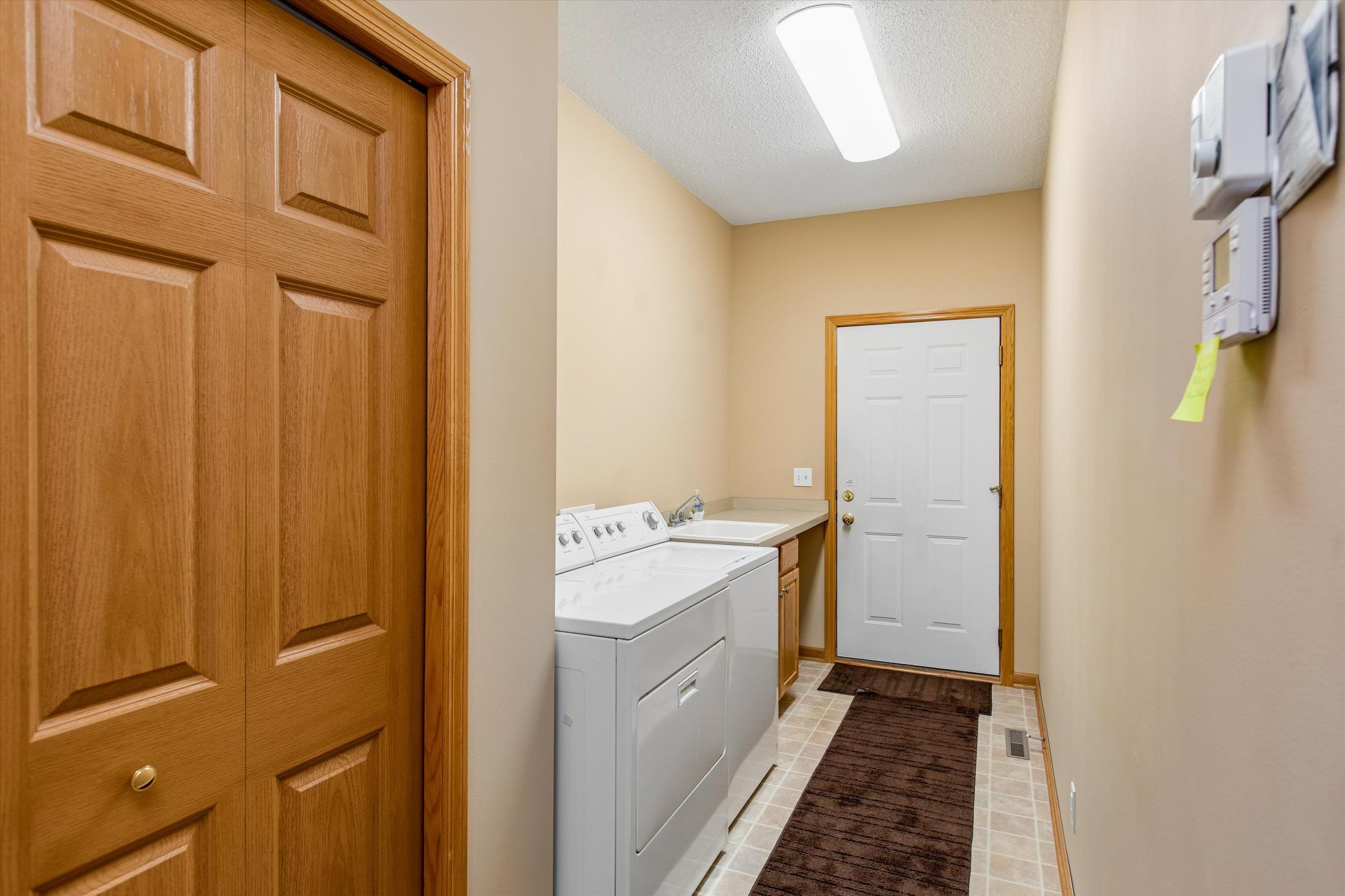 View of Residential at 505 Holly Lane, Oakdale MN 55128, Oakdale (24 of 32) - Mike Wilen | Minnesota Team Real Estate