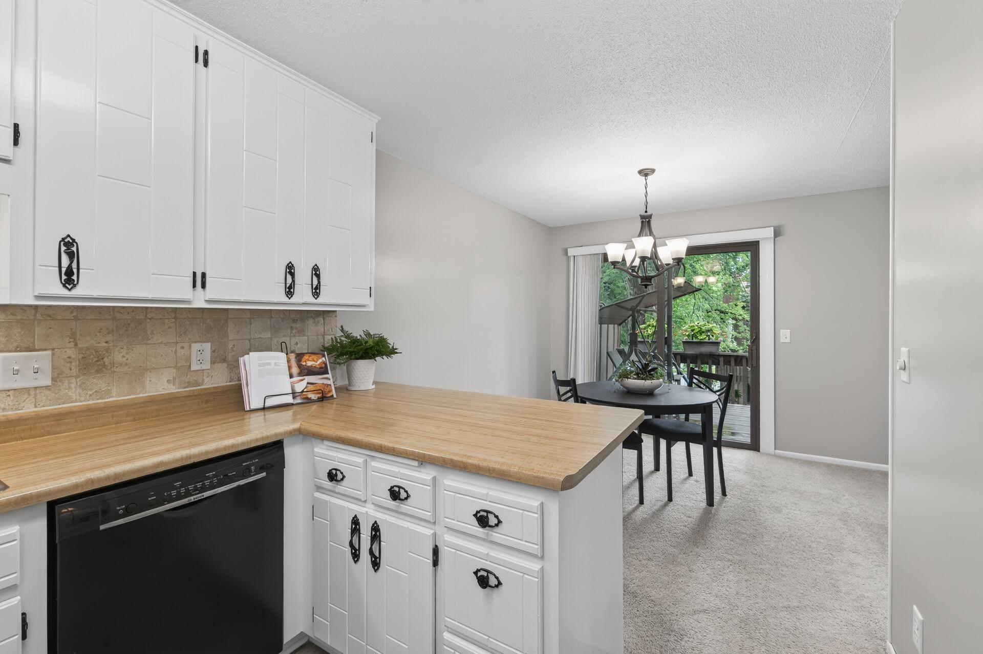 View of Residential at 2615 Sumac Court, White Bear Lake MN 55110, White Bear Lake (8 of 31) - Mike Wilen | Minnesota Team Real Estate