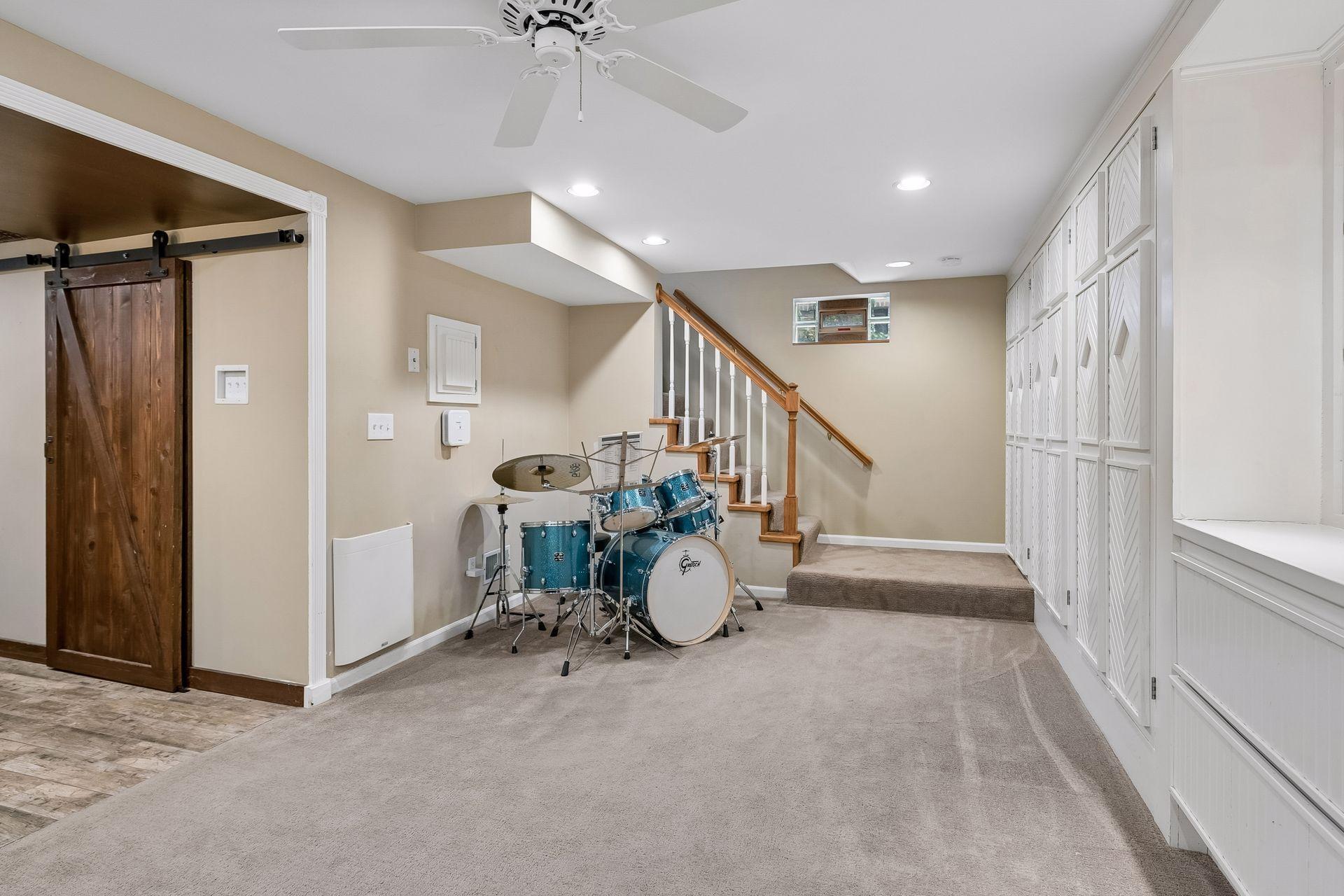 View of Residential at 1932 Cleveland Street, Minneapolis MN 55418, Minneapolis (23 of 38) - Mike Wilen | Minnesota Team Real Estate