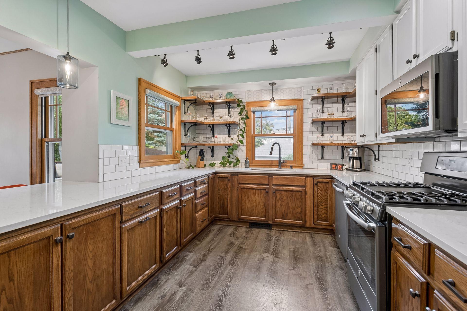 View of Residential at 1932 Cleveland Street, Minneapolis MN 55418, Minneapolis (10 of 38) - Mike Wilen | Minnesota Team Real Estate