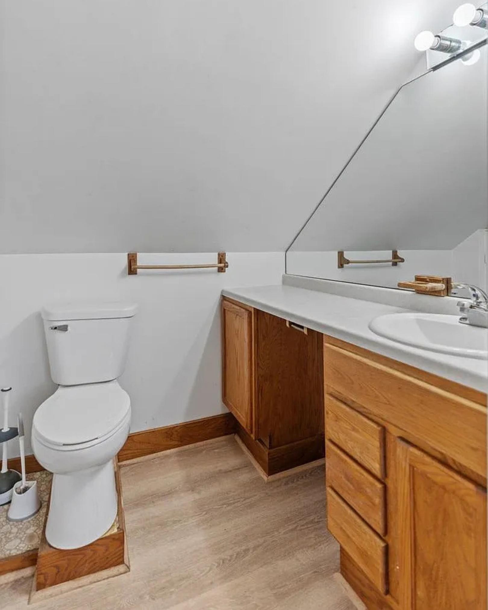 View of Residential Income at 4255 Thomas Avenue, Minneapolis MN 55412, Minneapolis (24 of 33) - Mike Wilen | Minnesota Team Real Estate