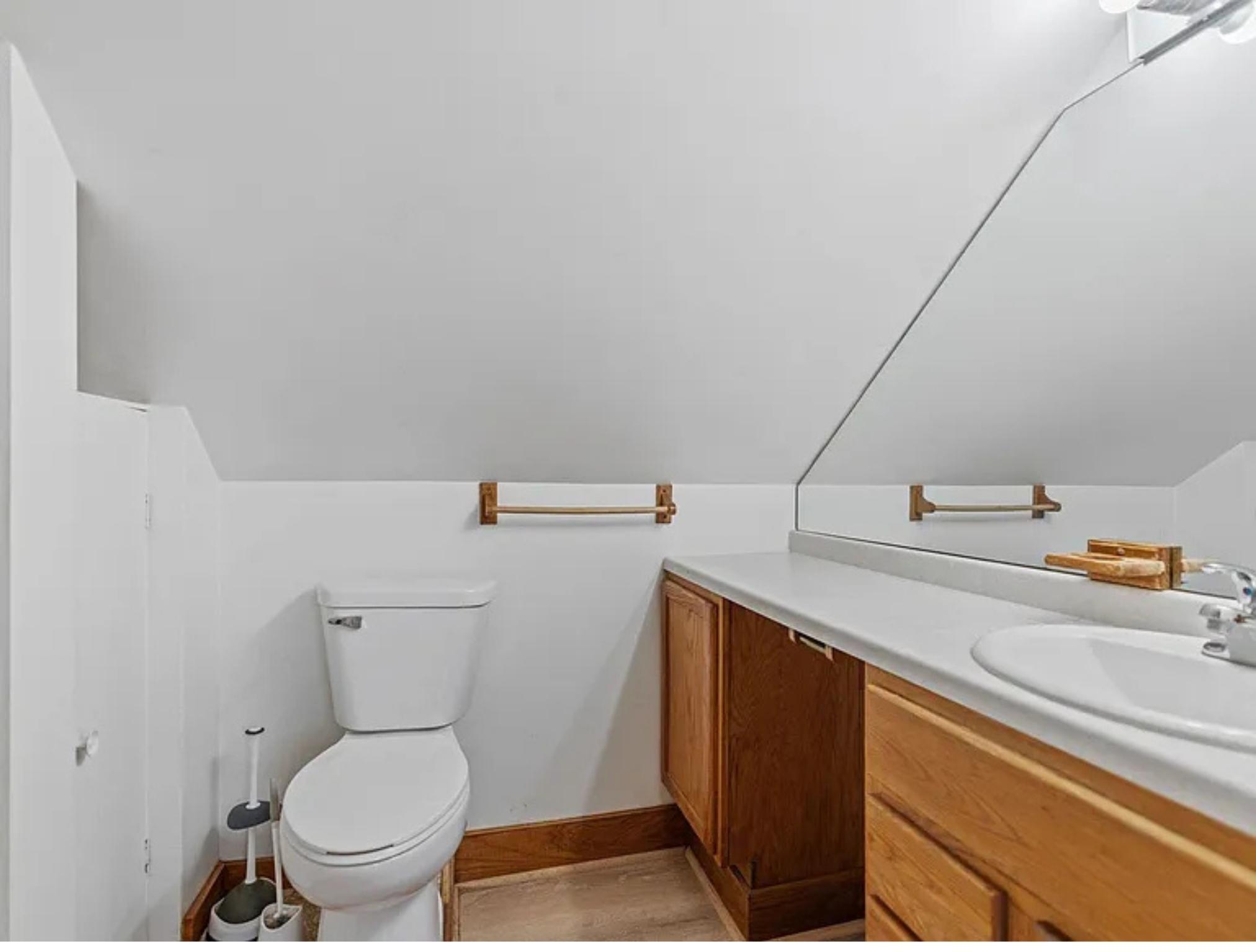 View of Residential Income at 4255 Thomas Avenue, Minneapolis MN 55412, Minneapolis (21 of 33) - Mike Wilen | Minnesota Team Real Estate