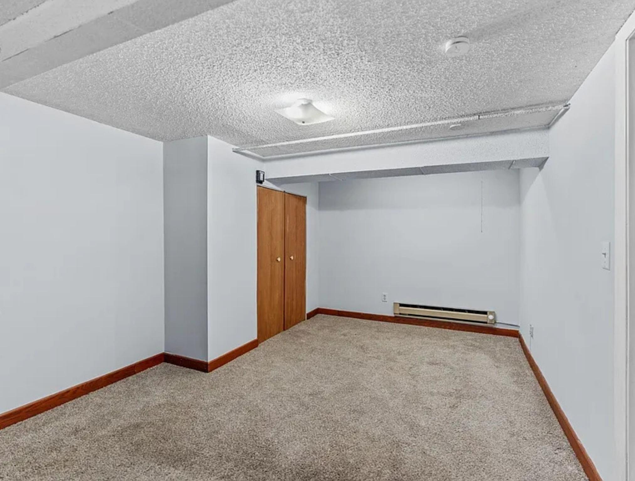 View of Residential Income at 4255 Thomas Avenue, Minneapolis MN 55412, Minneapolis (14 of 33) - Mike Wilen | Minnesota Team Real Estate