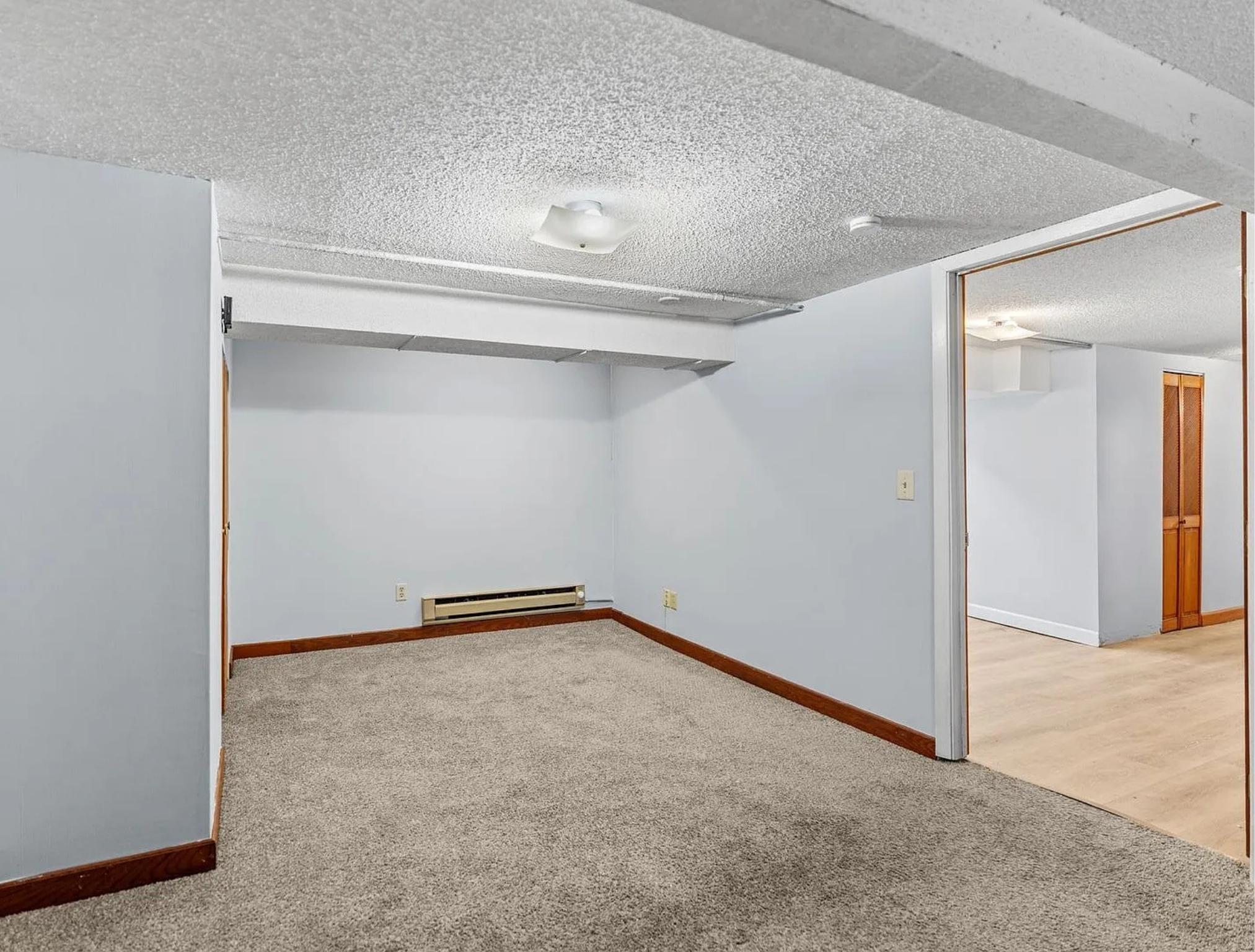 View of Residential Income at 4255 Thomas Avenue, Minneapolis MN 55412, Minneapolis (13 of 33) - Mike Wilen | Minnesota Team Real Estate