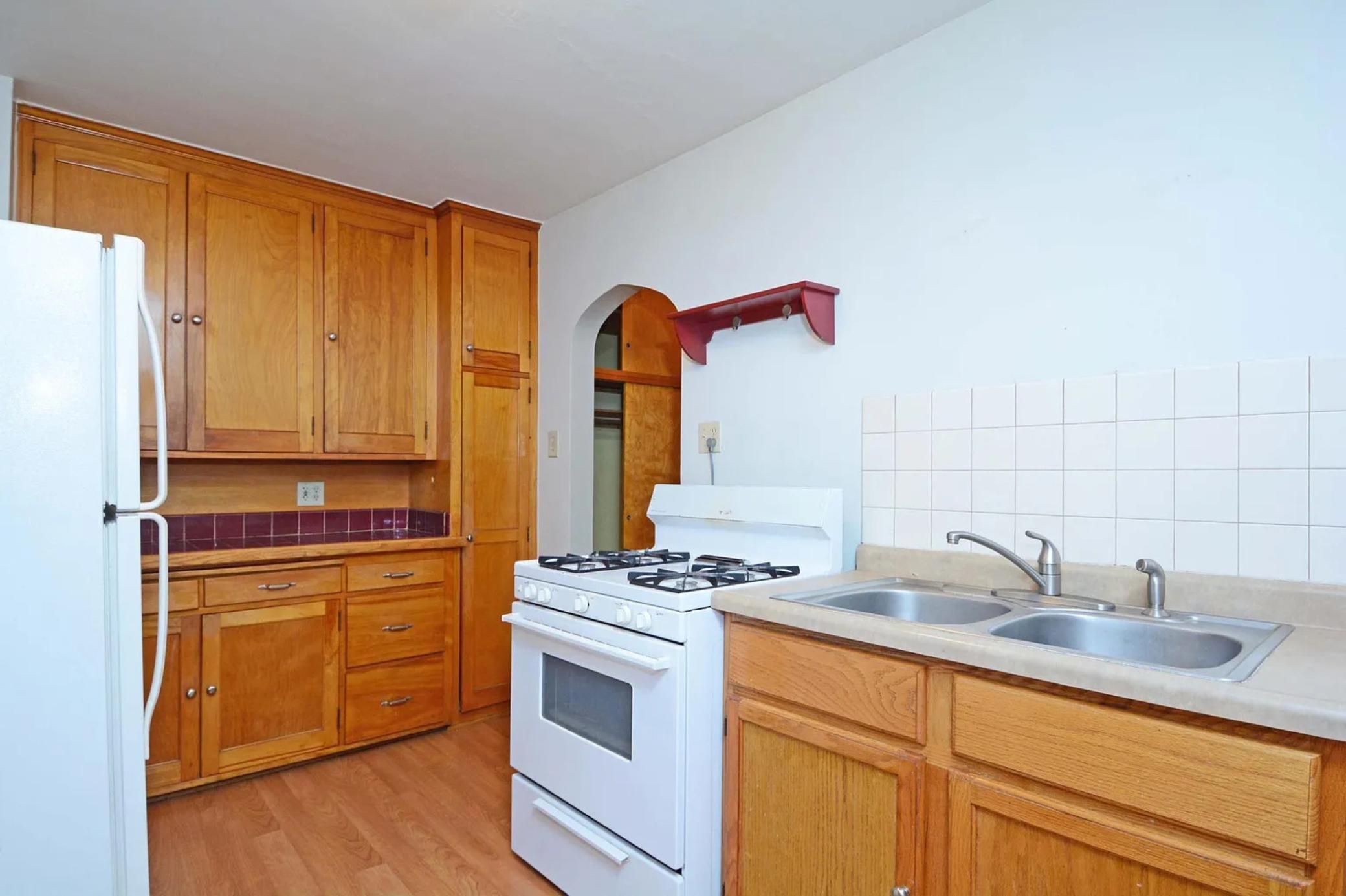 View of Residential Income at 4255 Thomas Avenue, Minneapolis MN 55412, Minneapolis (8 of 33) - Mike Wilen | Minnesota Team Real Estate