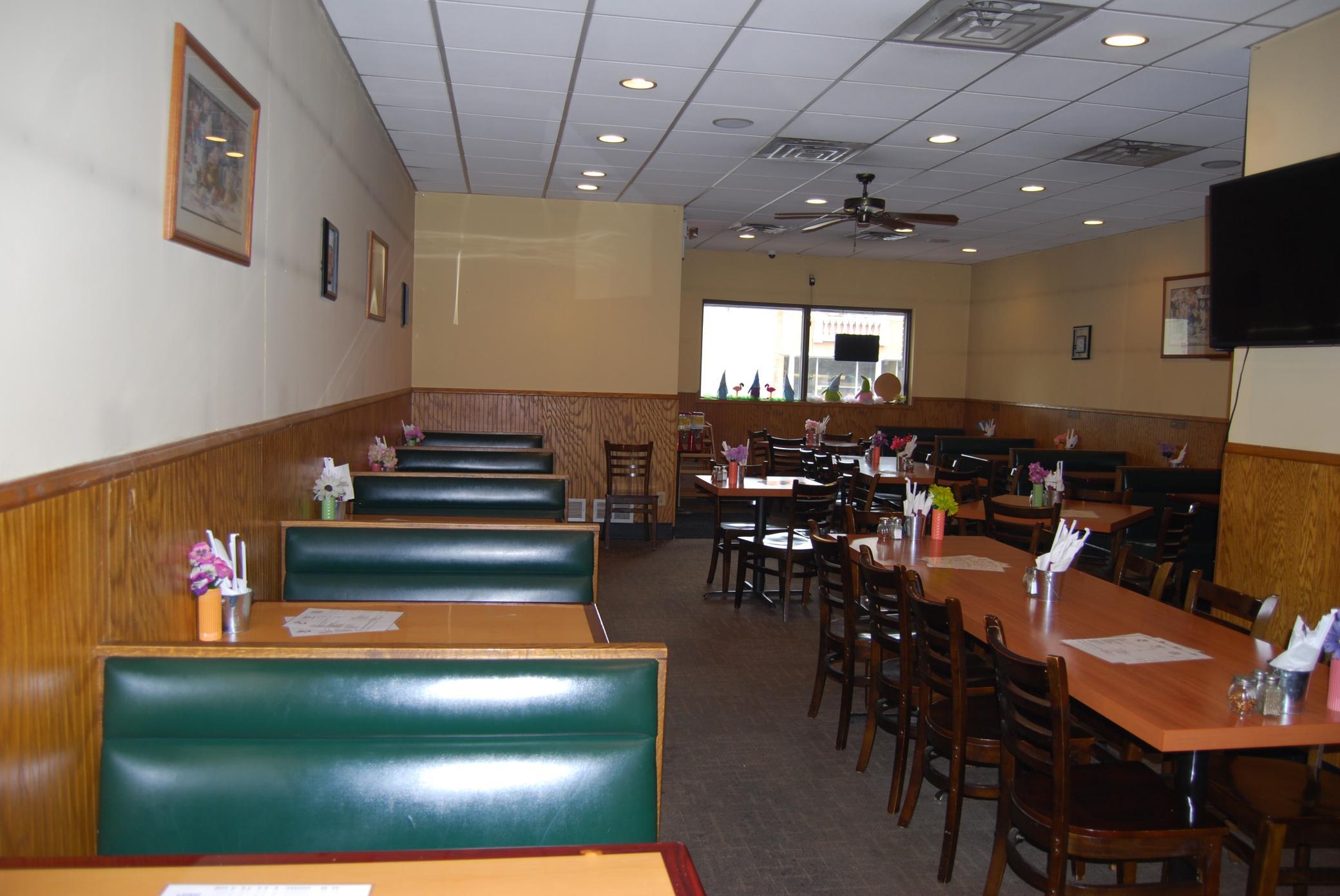 View of Commercial Sale at 2565 7th Avenue, North Saint Paul MN 55109, North Saint Paul (3 of 6) - Mike Wilen | Minnesota Team Real Estate