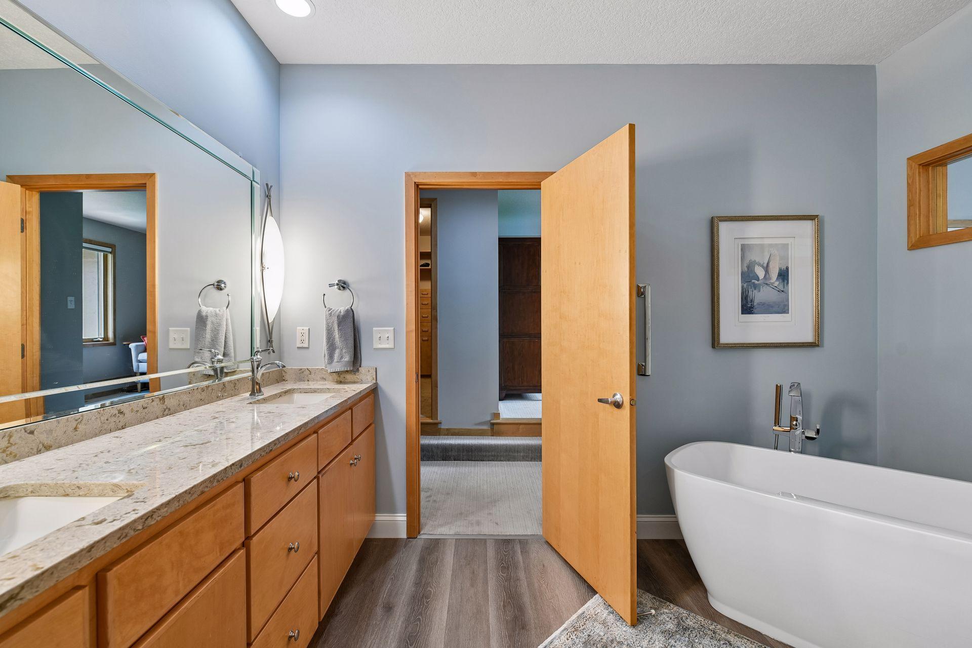 View of Residential at 290 Grace Pointe Court, Wayzata MN 55391, Wayzata (30 of 36) - Mike Wilen | Minnesota Team Real Estate