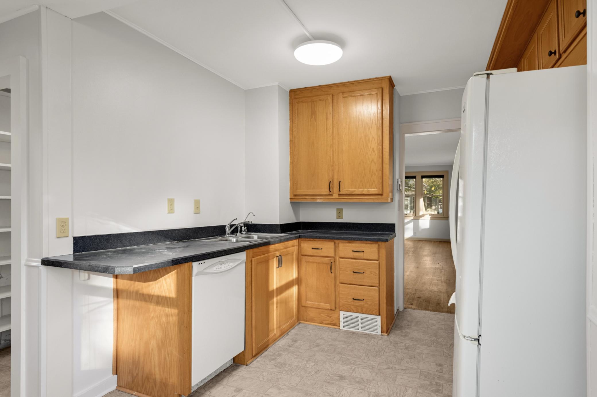View of Residential at 3704 11th Avenue, Minneapolis MN 55407, Minneapolis (13 of 38) - Mike Wilen | Minnesota Team Real Estate
