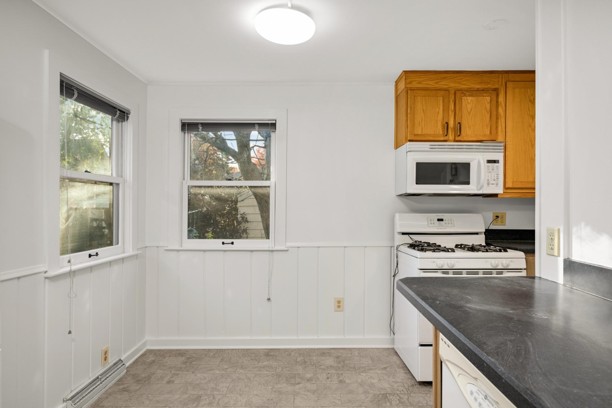 View of Residential at 3704 11th Avenue, Minneapolis MN 55407, Minneapolis (11 of 38) - Mike Wilen | Minnesota Team Real Estate