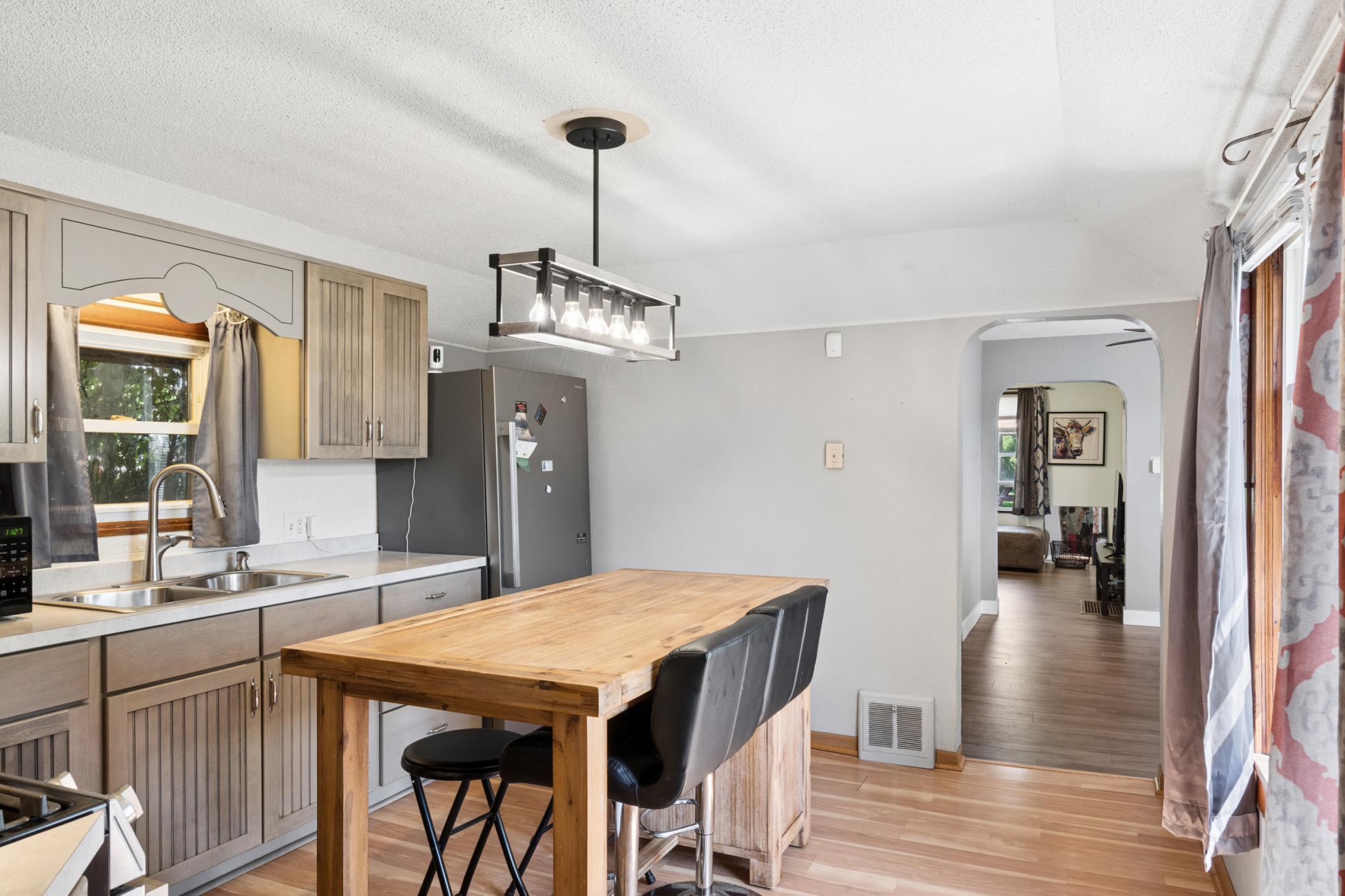 View of Residential at 520 Fred Street, Saint Paul MN 55130, Saint Paul (8 of 15) - Mike Wilen | Minnesota Team Real Estate