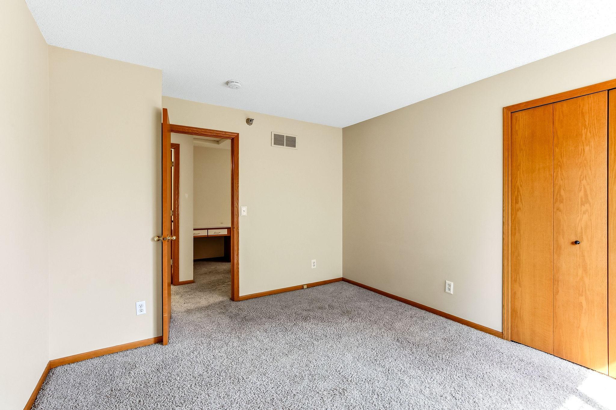View of Residential at 8450 Kimball Drive, Eden Prairie MN 55347, Eden Prairie (16 of 26) - Mike Wilen | Minnesota Team Real Estate