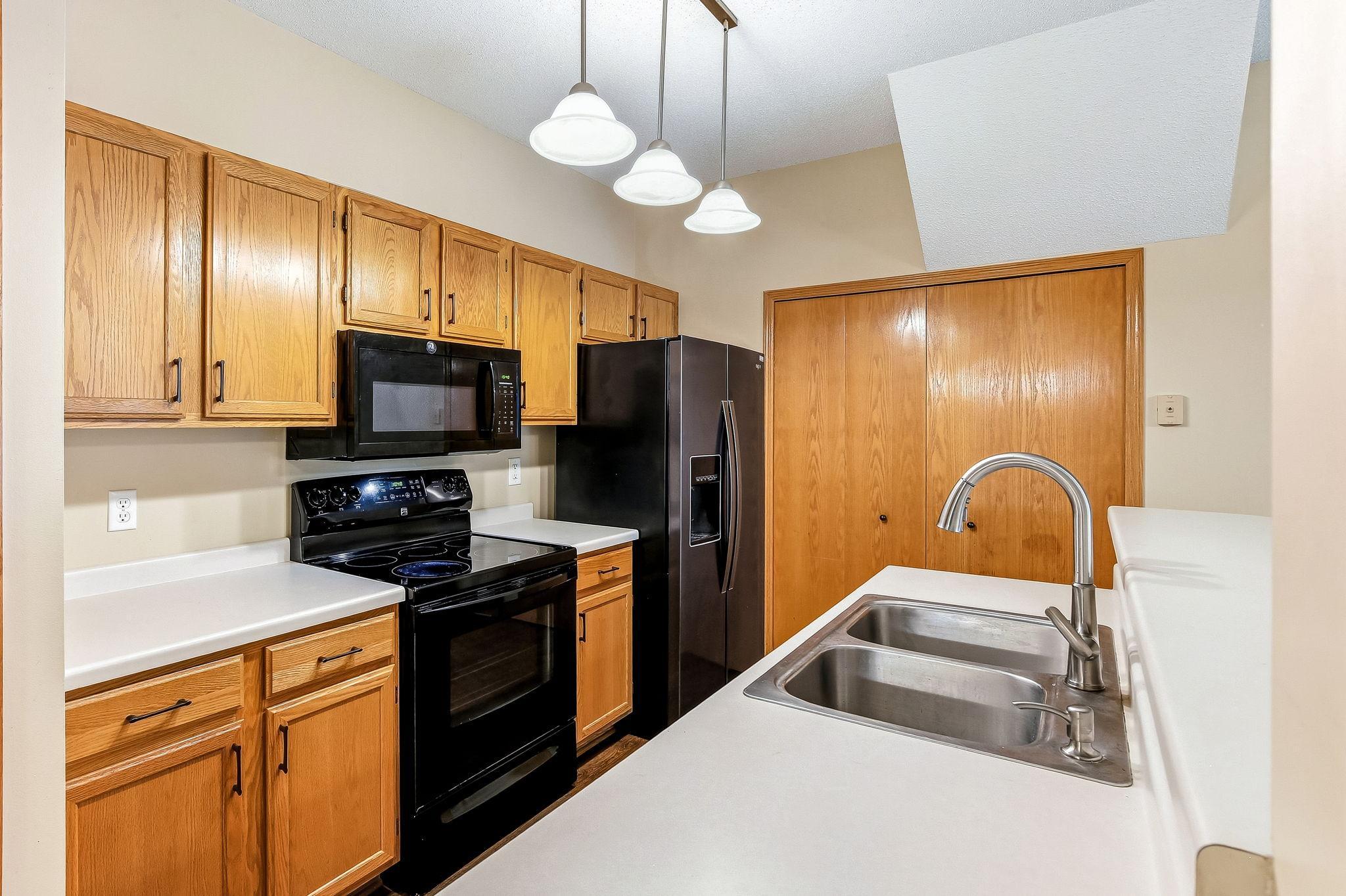 View of Residential at 8450 Kimball Drive, Eden Prairie MN 55347, Eden Prairie (3 of 26) - Mike Wilen | Minnesota Team Real Estate