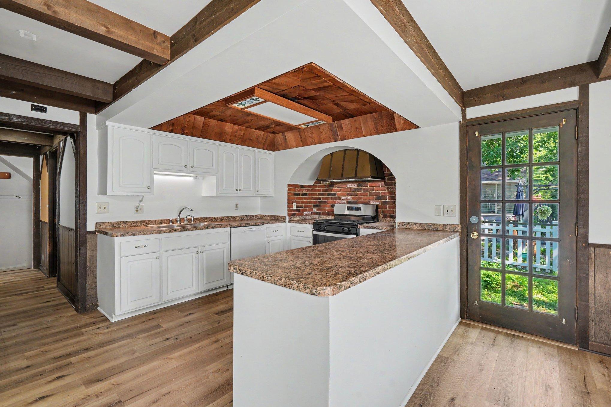 View of Residential at 3830 Zenith Avenue, Robbinsdale MN 55422, Robbinsdale (7 of 26) - Mike Wilen | Minnesota Team Real Estate