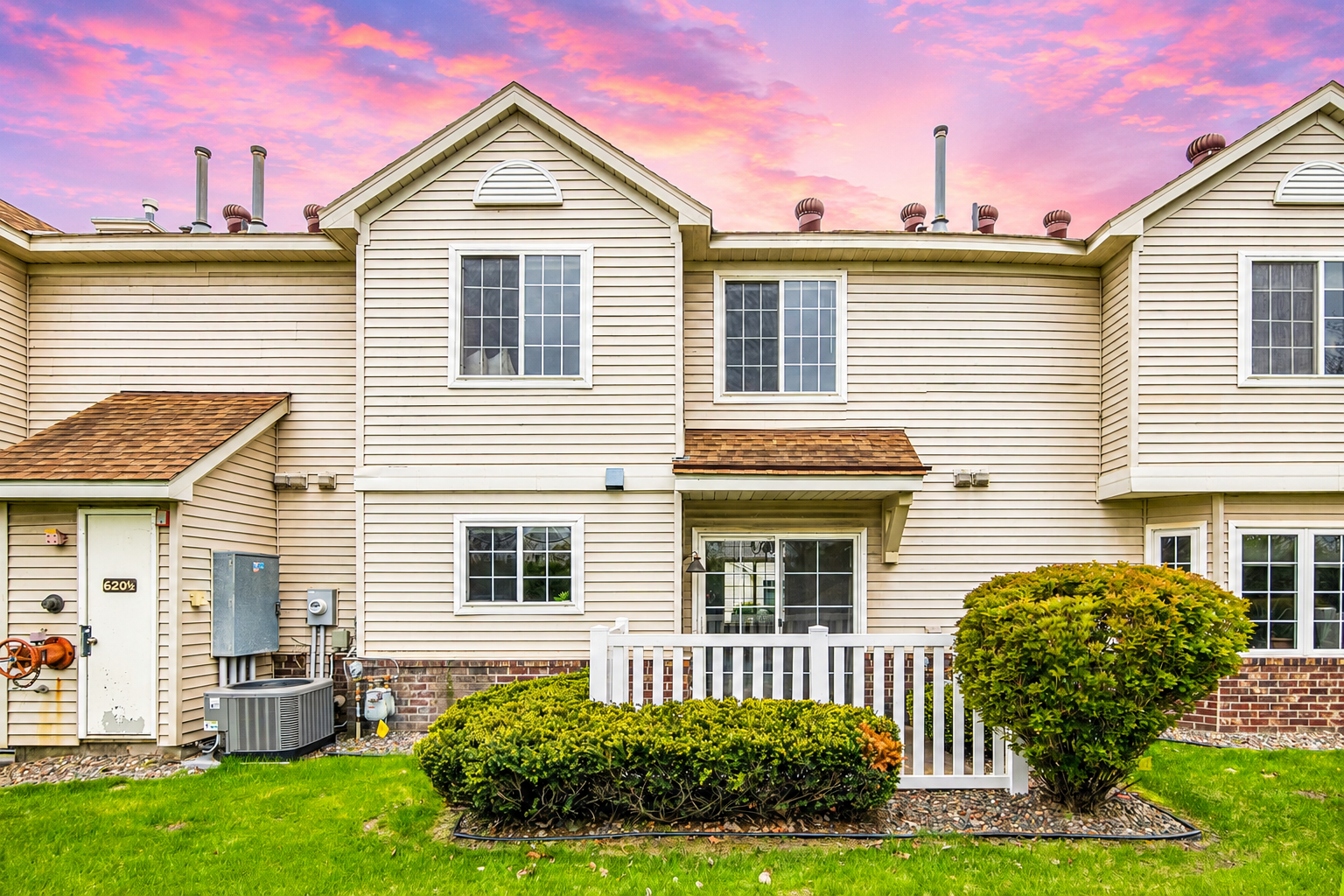 View of Residential at 630 Knights Bridge Road, New Brighton MN 55112, New Brighton (32 of 41) - Mike Wilen | Minnesota Team Real Estate