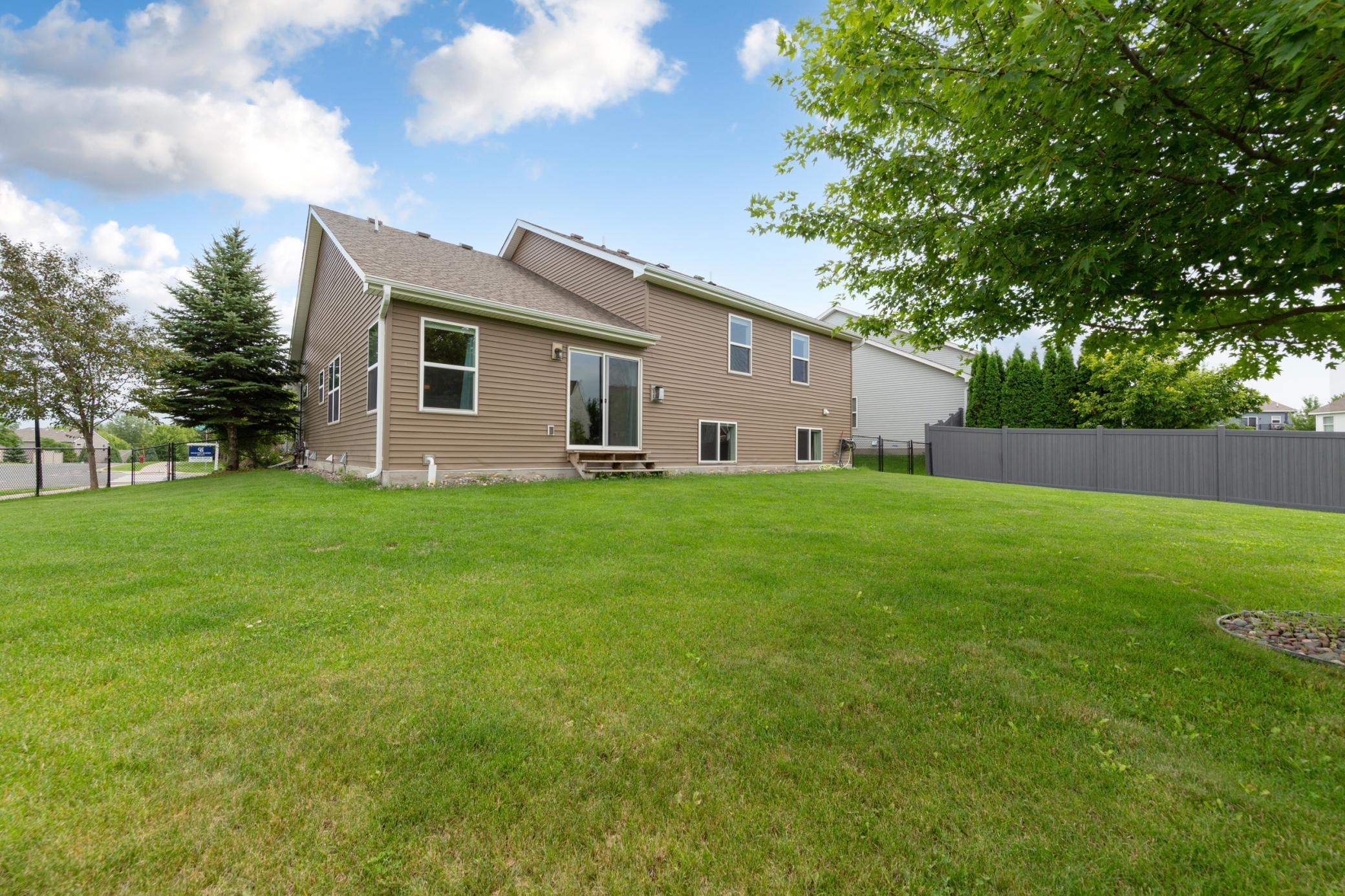 View of Residential at 601 Stonegate Circle, Waconia MN 55387, Waconia (36 of 39) - Mike Wilen | Minnesota Team Real Estate